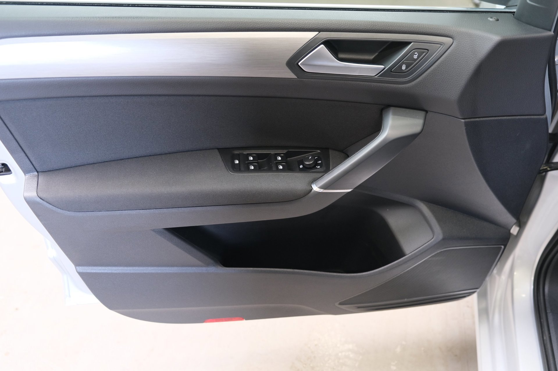 Volkswagen Touran 2.0 TDI 150 PK DSG > Grijskenteken < - Airco, Cruise, PDC. (2021), foto 11