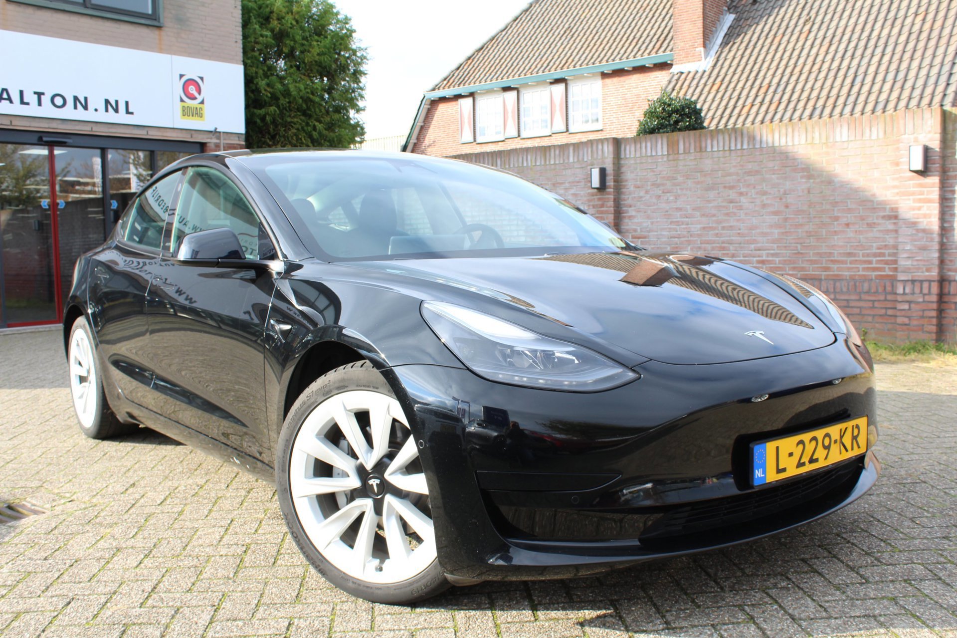 Tesla Model 3 RWD Plus 60 kWh SOH 92 (2021), foto 16