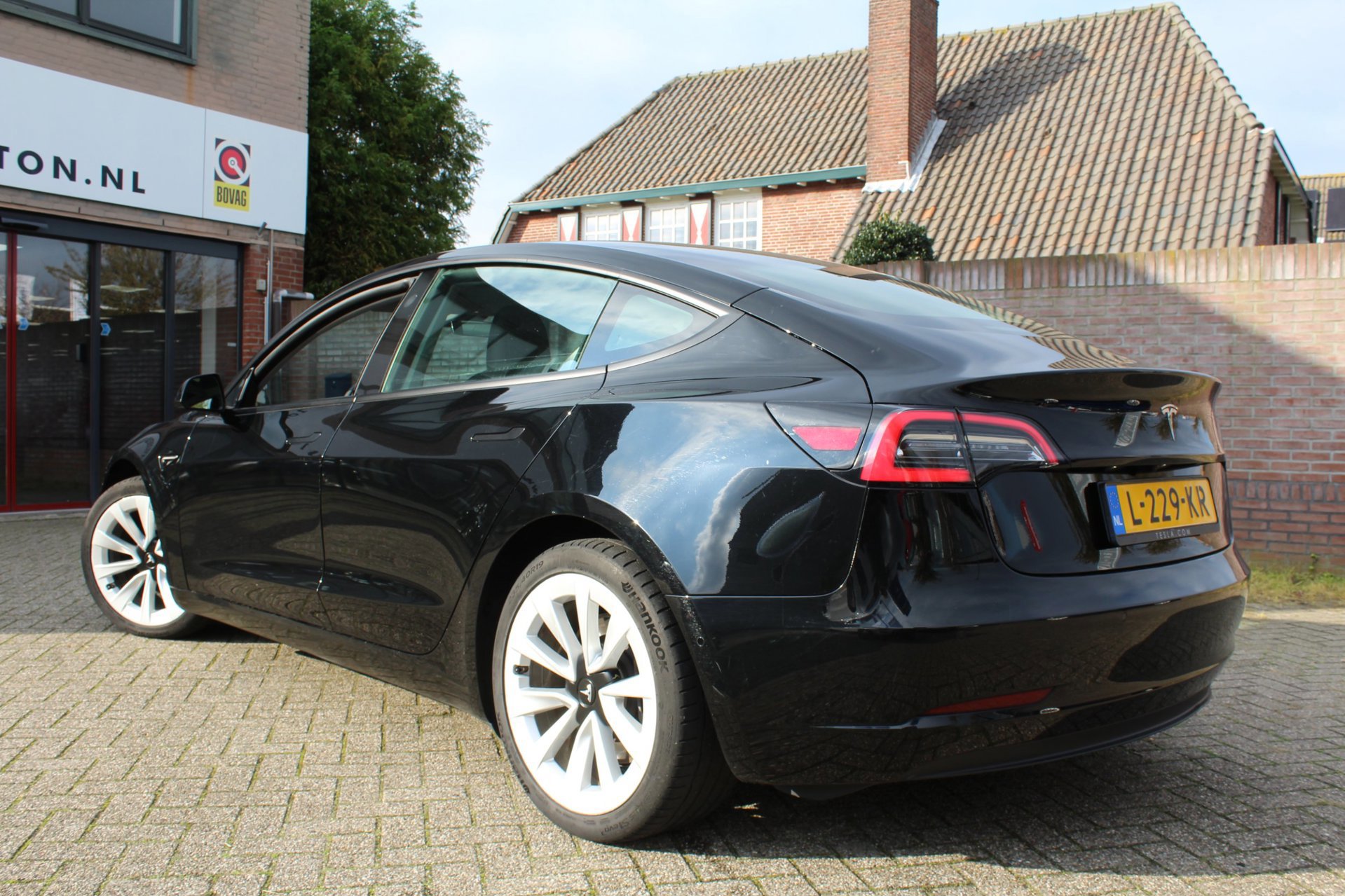 Tesla Model 3 RWD Plus 60 kWh SOH 92 (2021), foto 4