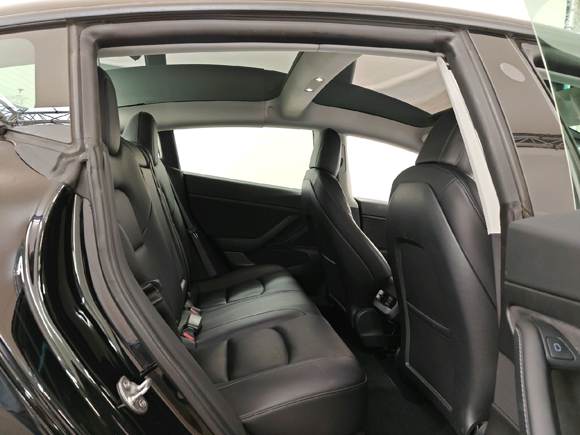 Tesla Model 3 RWD Plus 60 kWh SOH 92 (2021), foto 5