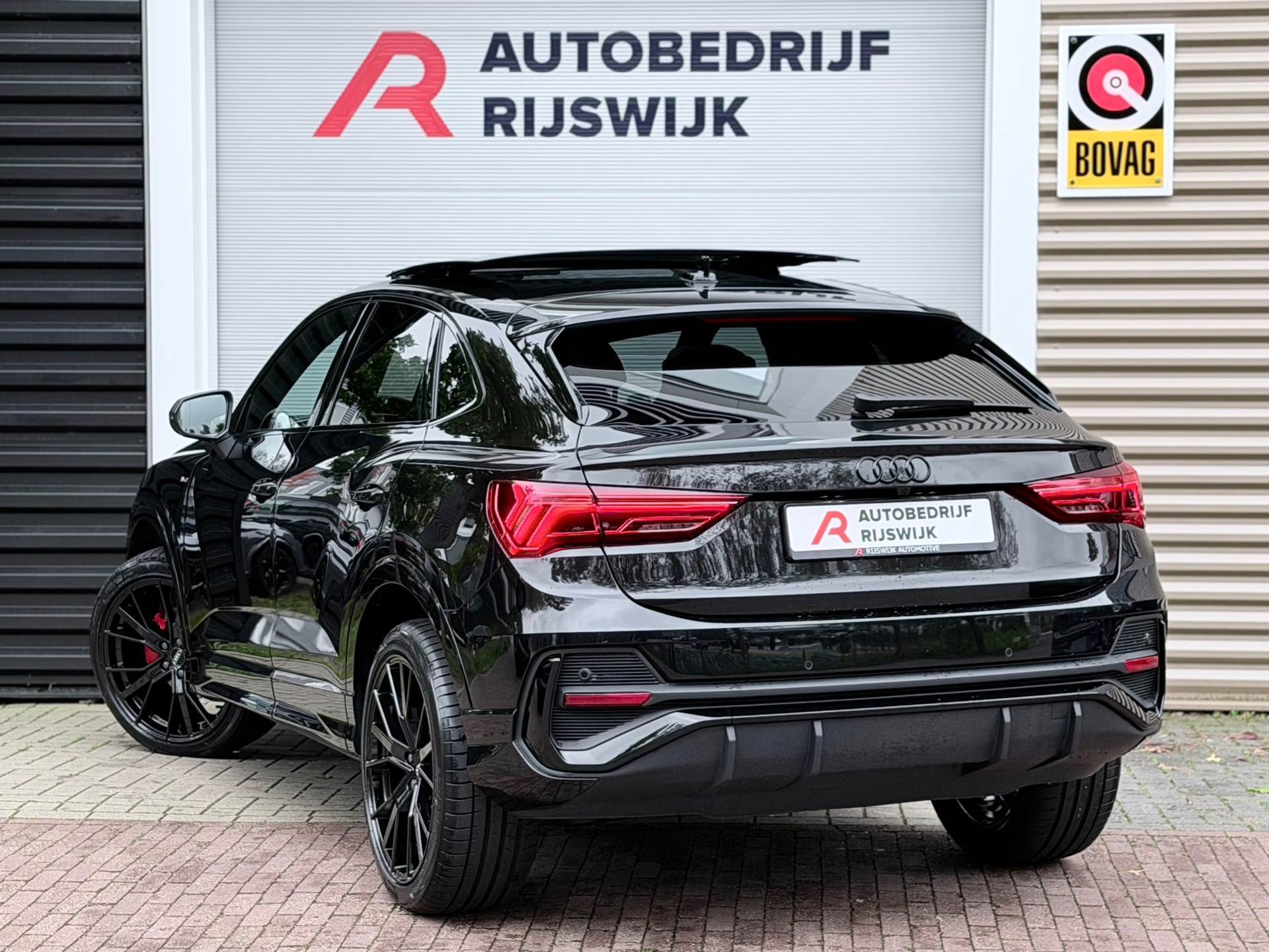 Audi Q3 Sportback 35 TFSI S Edition Competition (2024), foto 3