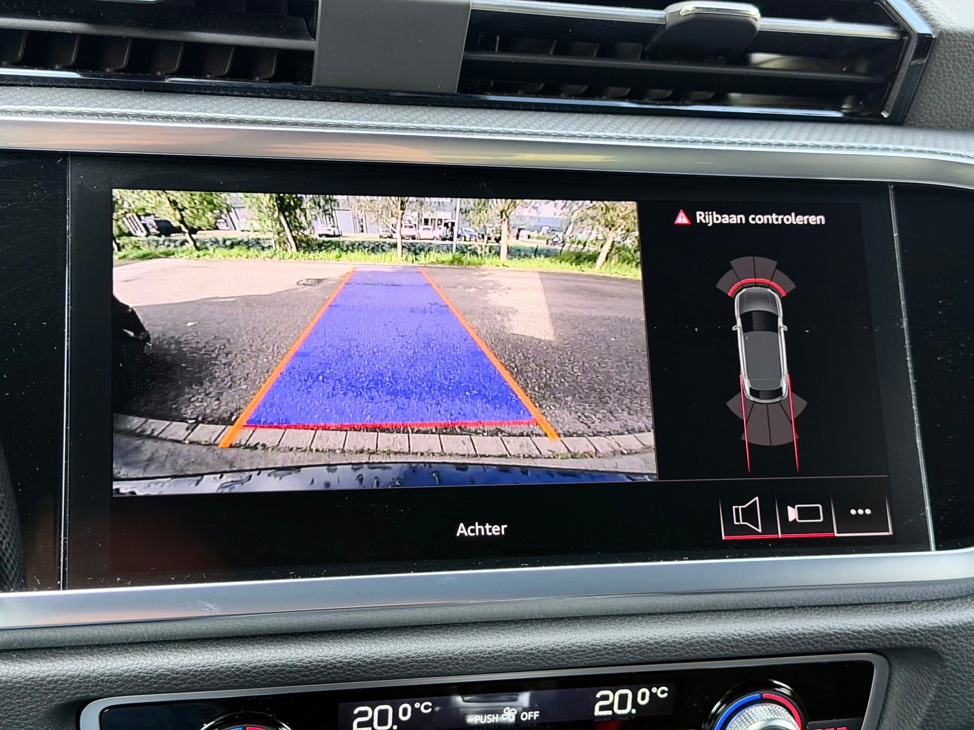 Audi Q3 Sportback 35 TFSI S Edition Competition (2024), foto 24