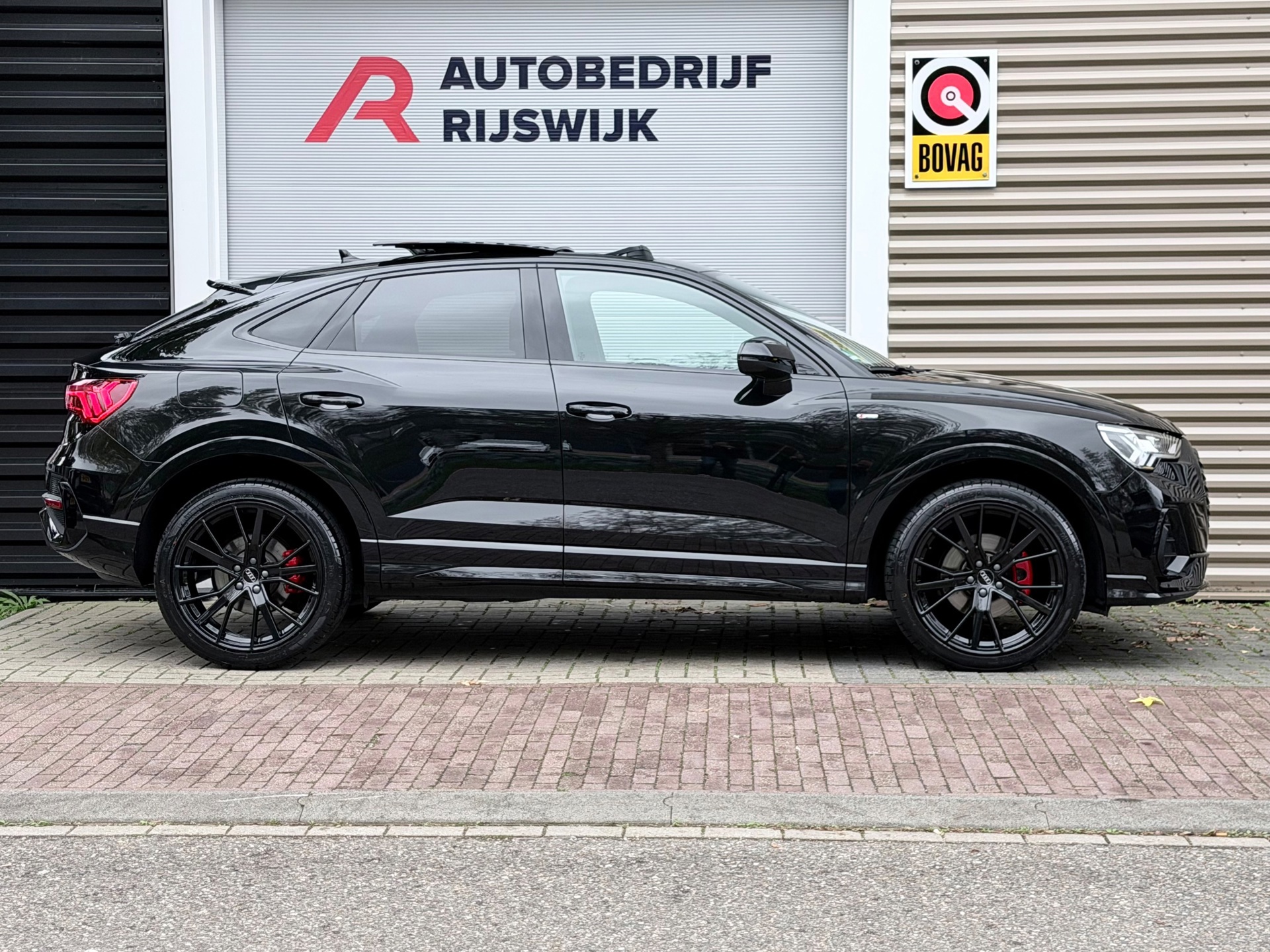 Audi Q3 Sportback 35 TFSI S Edition Competition (2024), foto 5