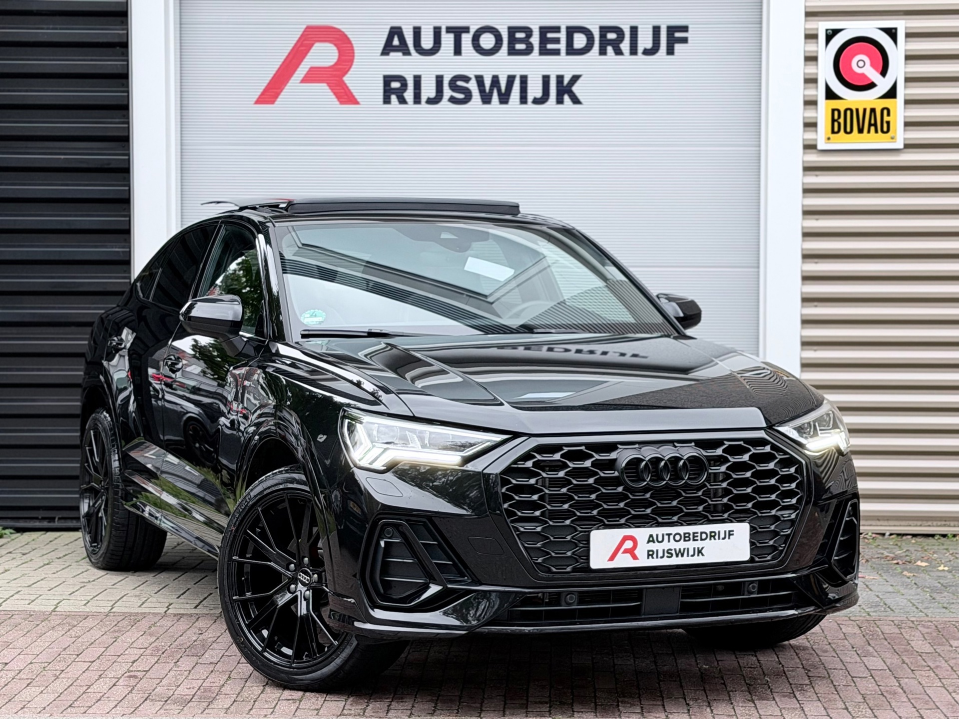 Audi Q3 Sportback 35 TFSI S Edition Competition (2024), foto 6