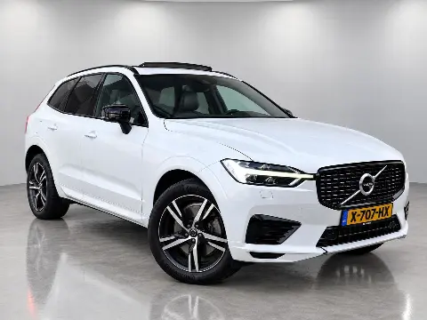 Volvo XC60 2.0 Recharge T6 AWD R-Design (2020)
