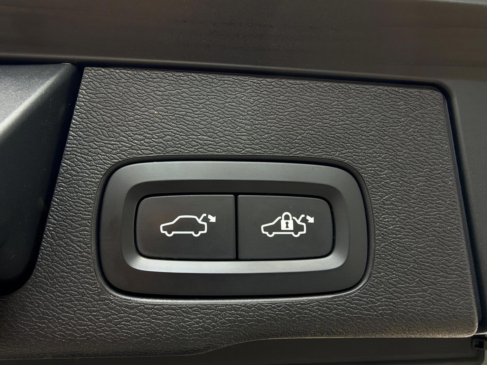 Volvo XC60 2.0 Recharge T6 AWD R-Design (2020), foto 25