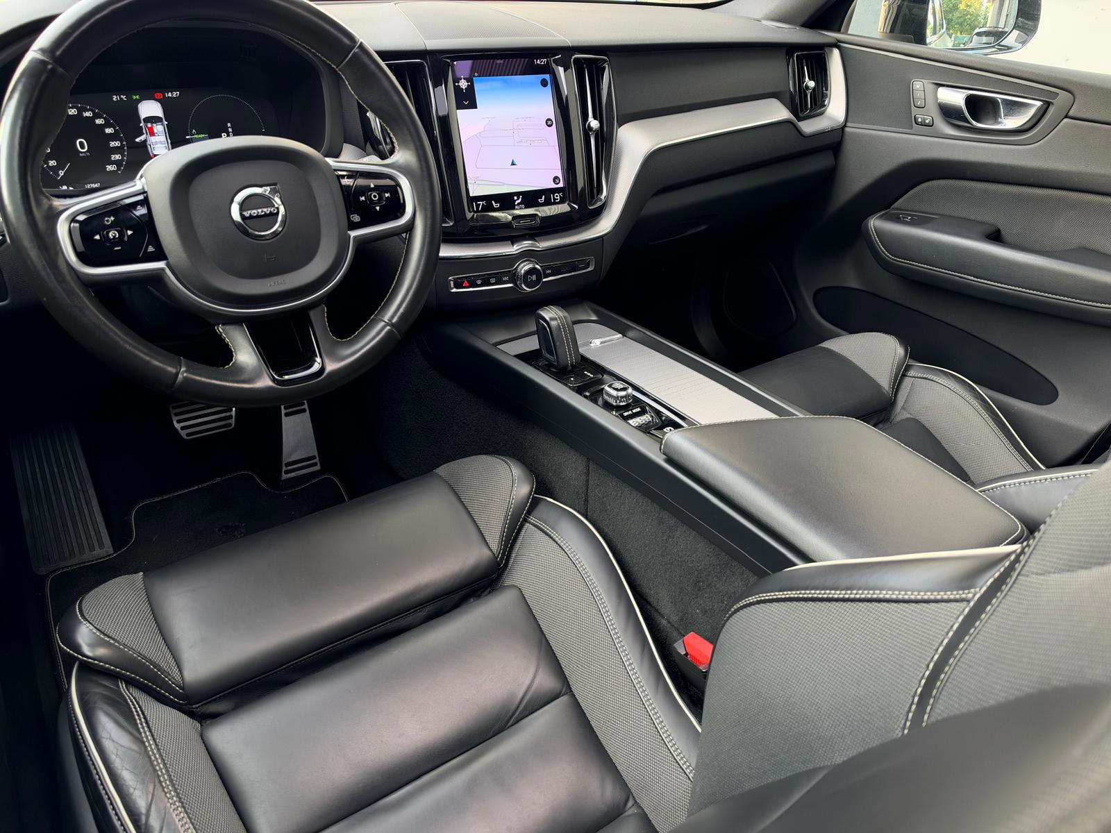 Volvo XC60 2.0 Recharge T6 AWD R-Design (2020), foto 5
