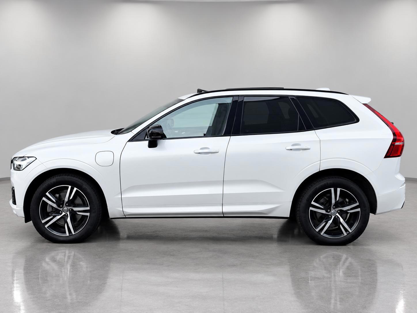 Volvo XC60 2.0 Recharge T6 AWD R-Design (2020), foto 7