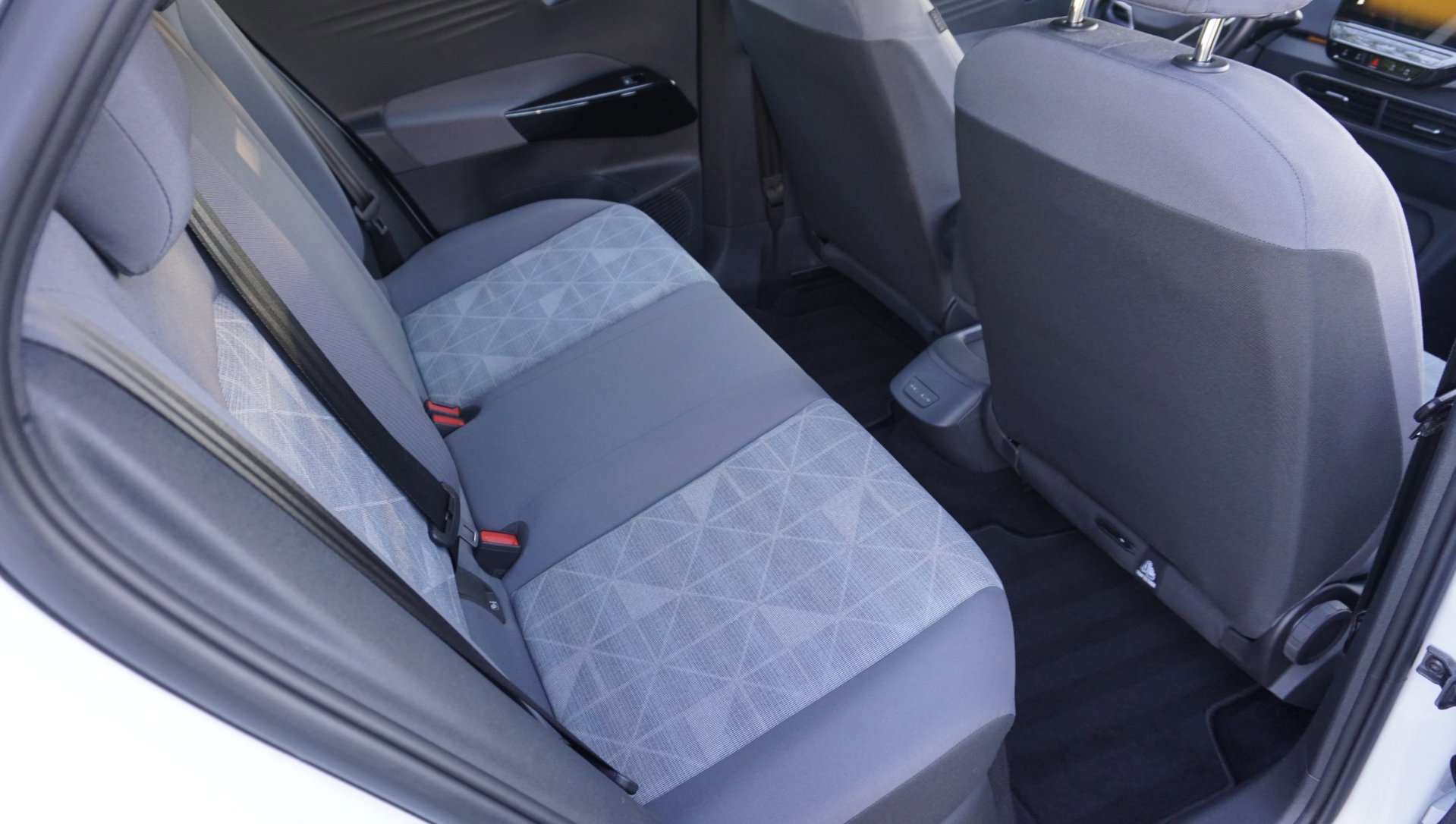 Volkswagen ID.3 Pro 58 kWh soh 90% (2021), foto 14