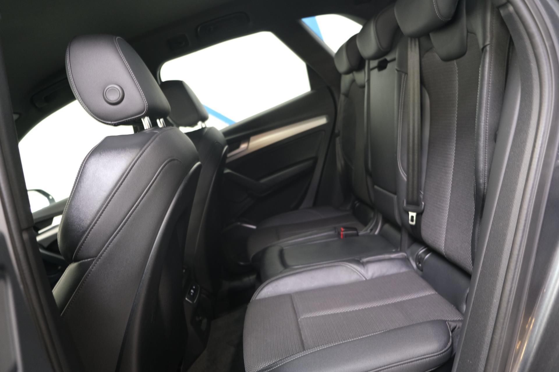 Audi Q5 50 TFSI e S edition 2x S-Line (2021), foto 11