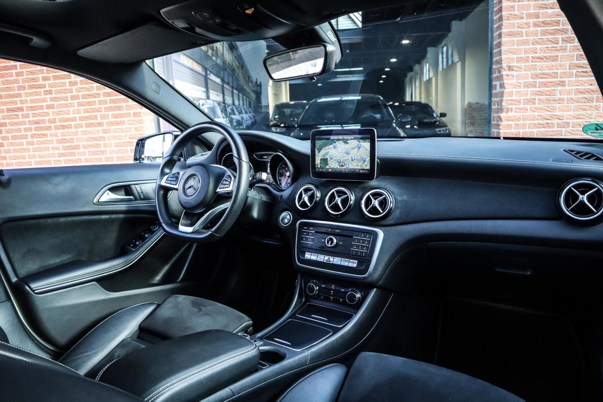 Mercedes-Benz A-klasse 180 AMG White Art (2017), foto 13