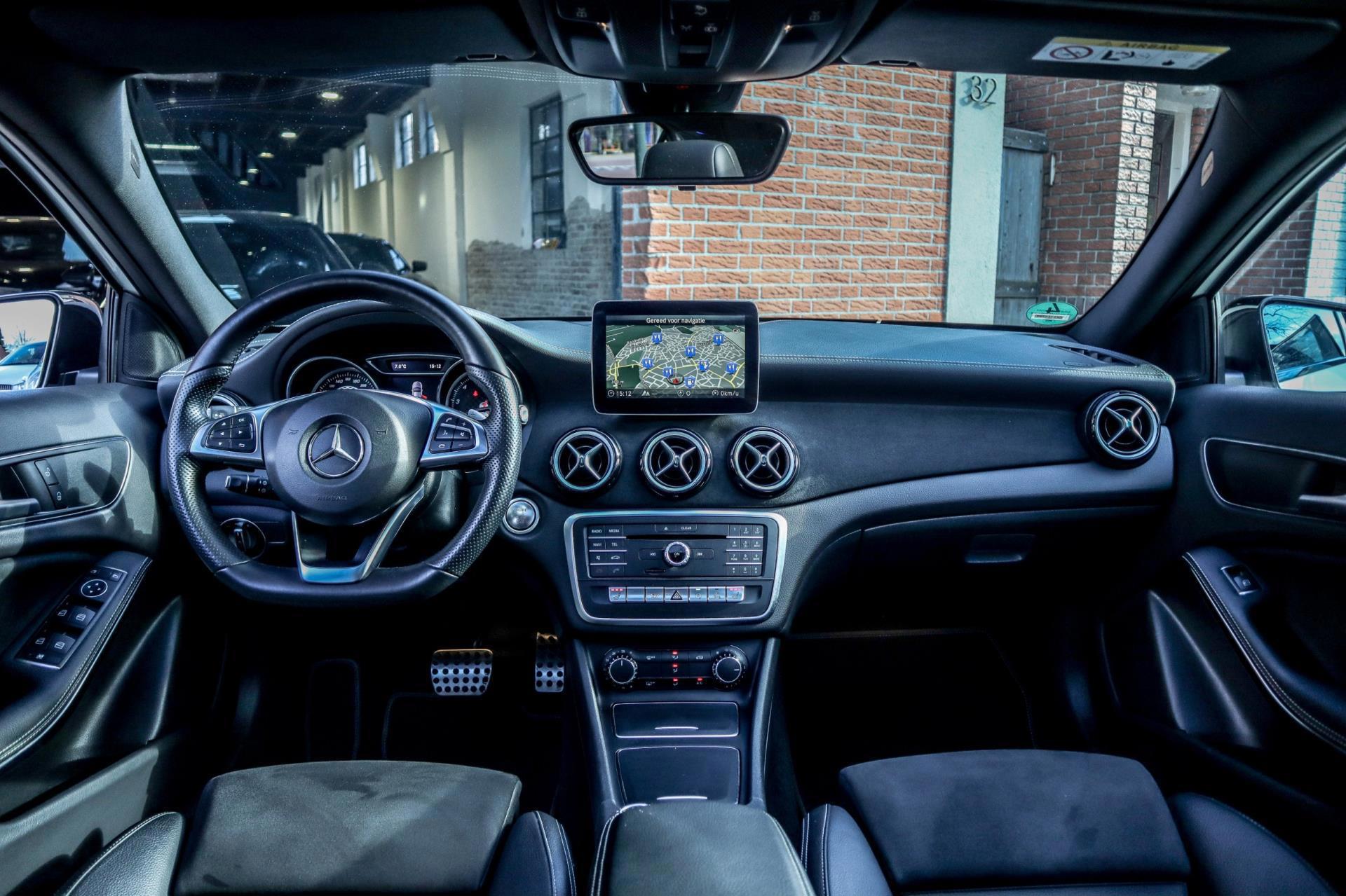 Mercedes-Benz A-klasse 180 AMG White Art (2017), foto 14