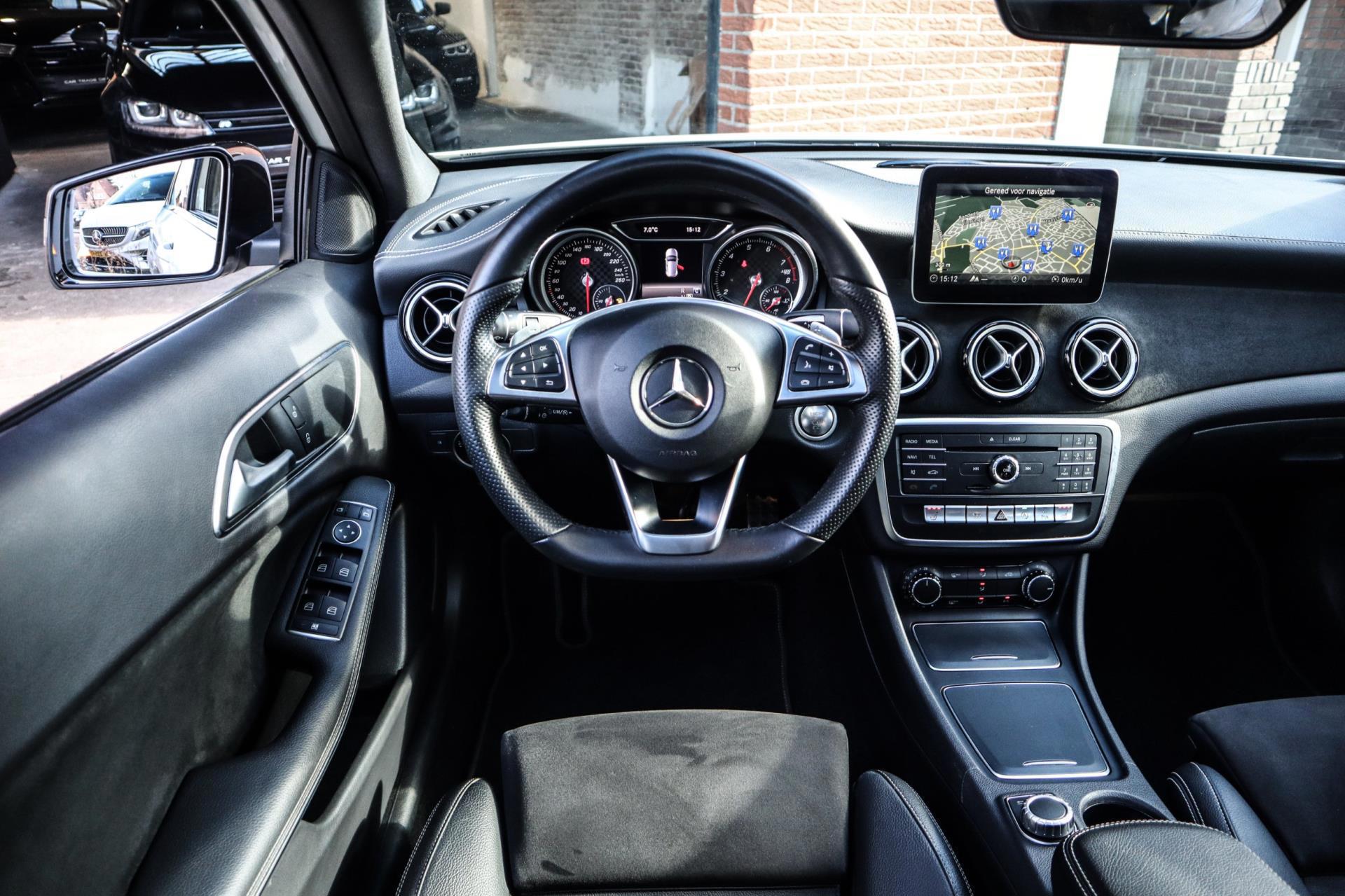 Mercedes-Benz A-klasse 180 AMG White Art (2017), foto 15
