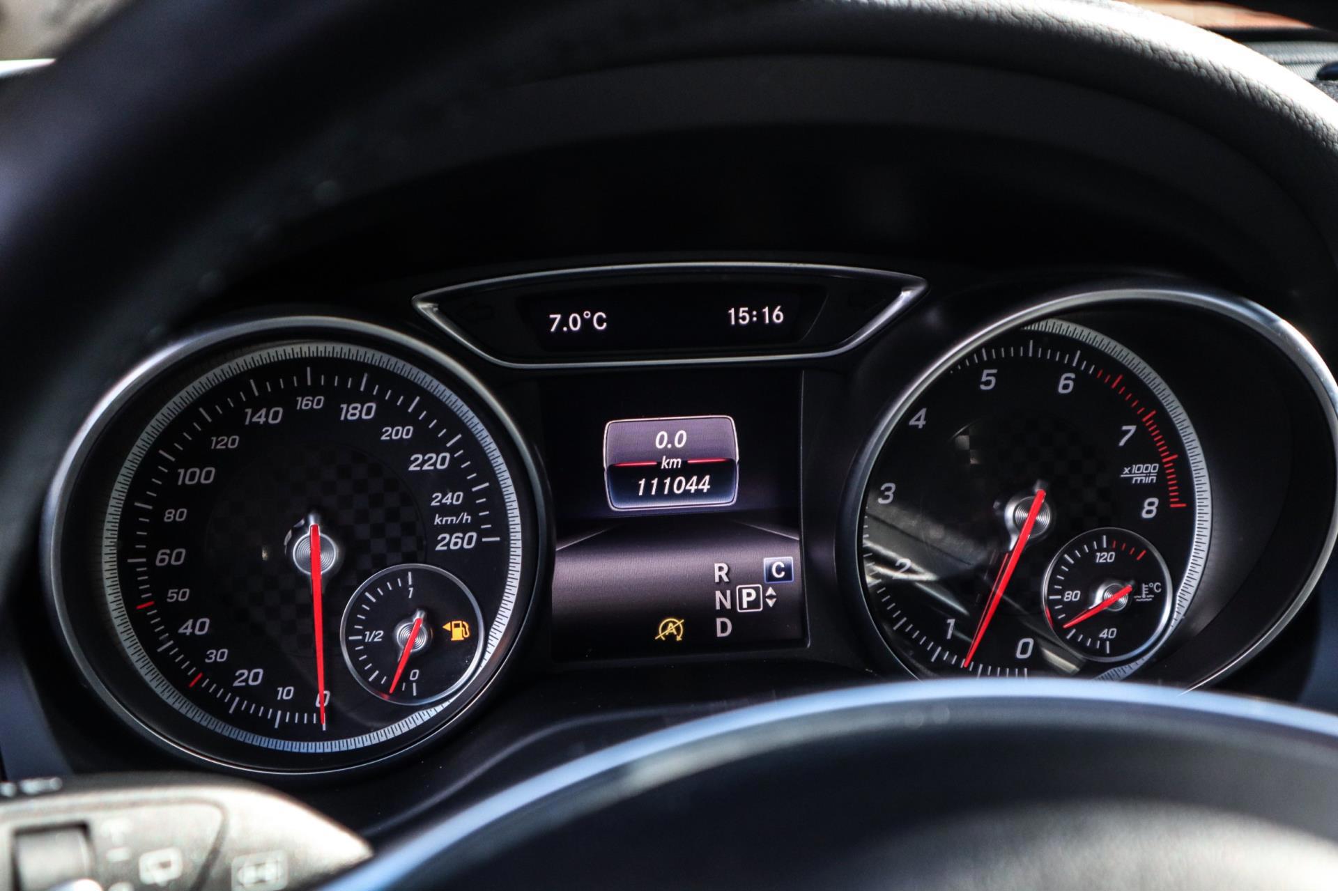 Mercedes-Benz A-klasse 180 AMG White Art (2017), foto 21
