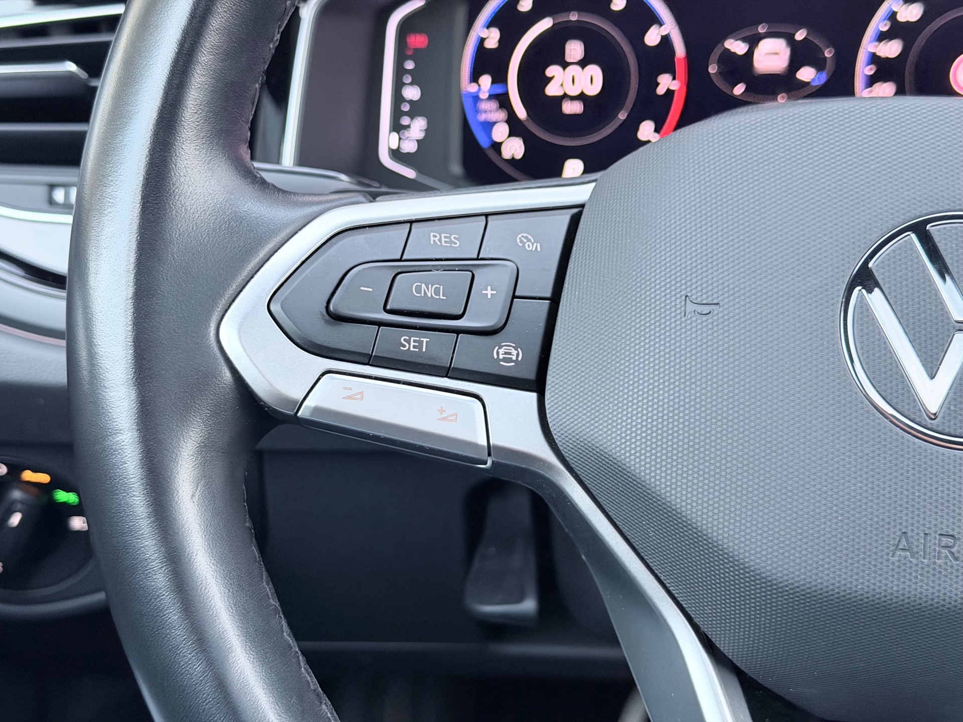 Volkswagen Taigo 1.5 TSI 3x R-Line (2022), foto 14
