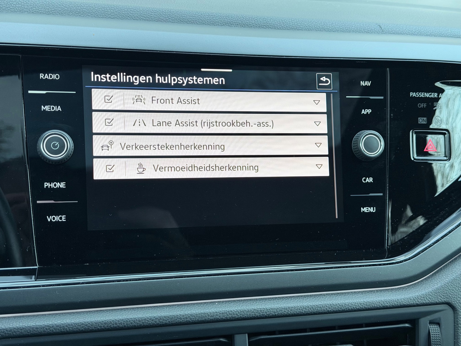 Volkswagen Taigo 1.5 TSI 3x R-Line (2022), foto 21