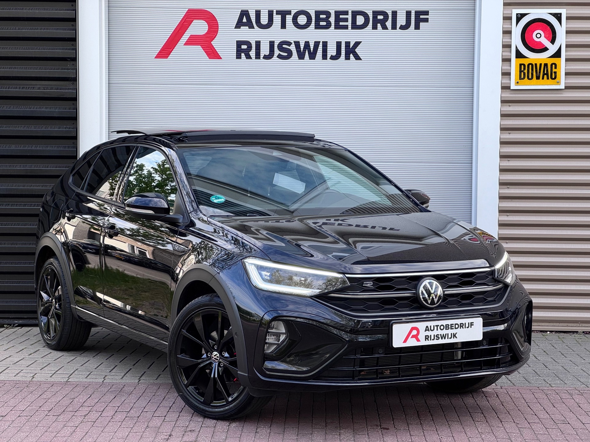Volkswagen Taigo 1.5 TSI 3x R-Line (2022), foto 6