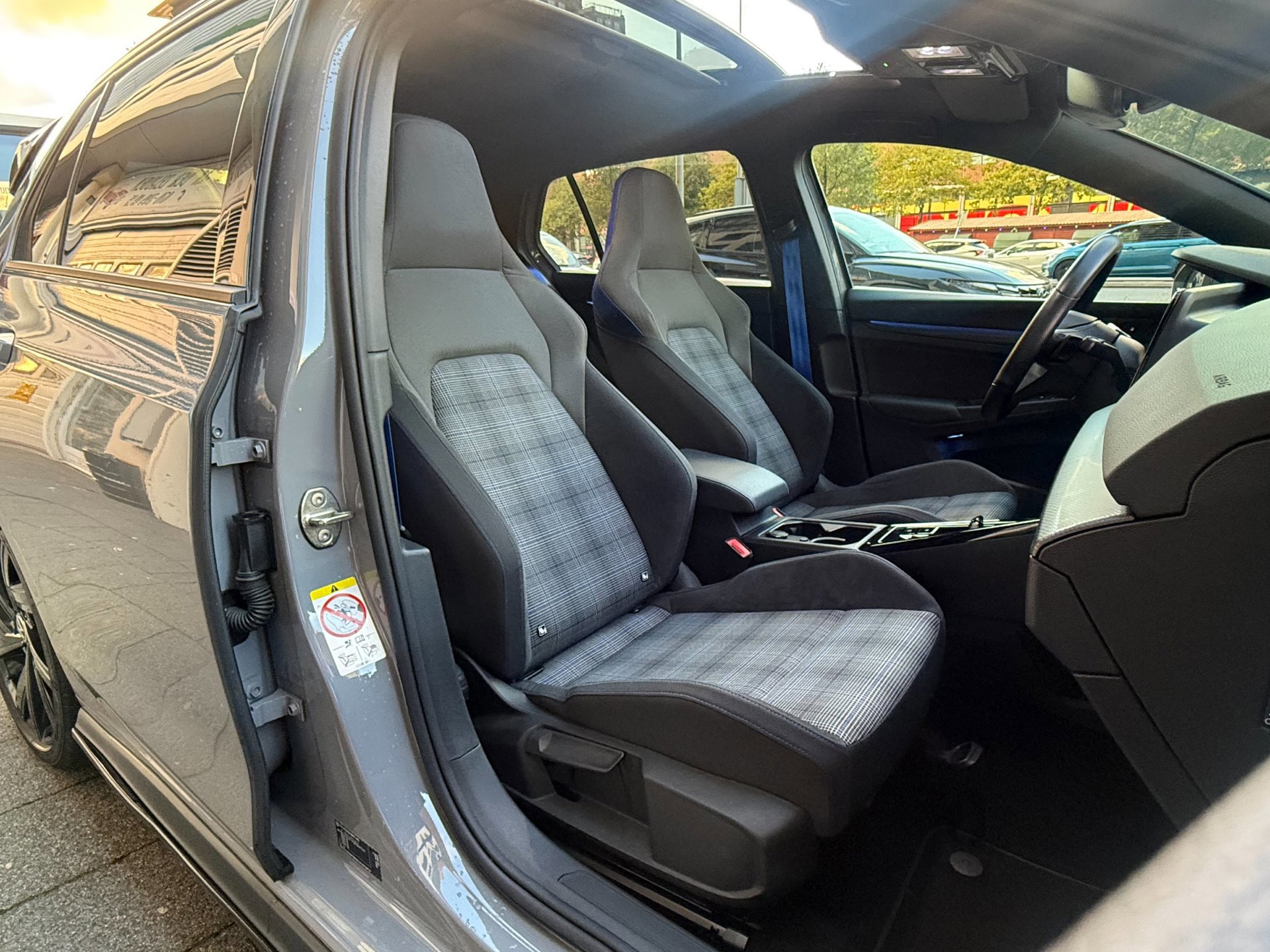 Volkswagen Golf 1.4 eHybrid GTE (2022), foto 9