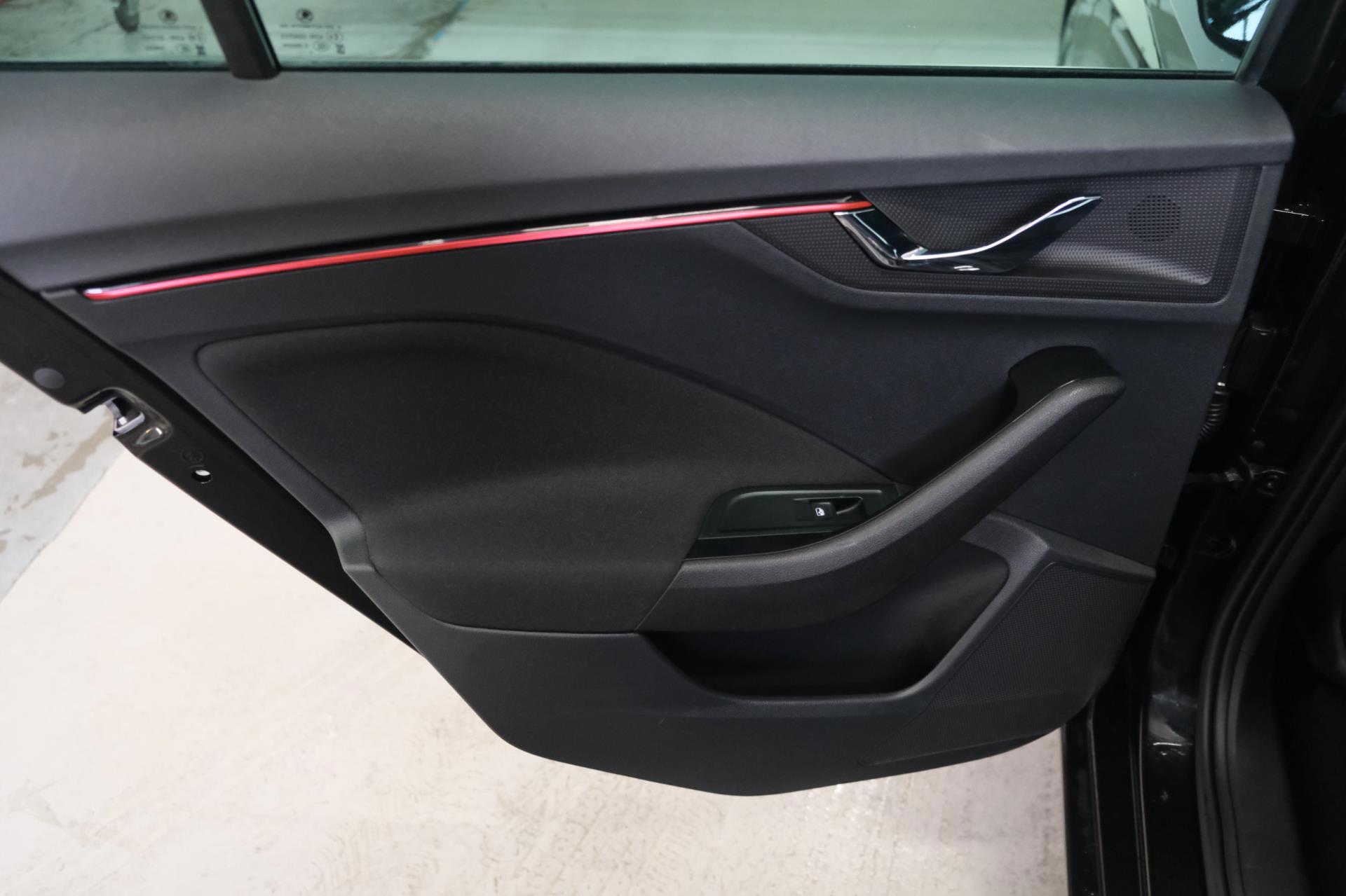Skoda Scala 1.0 TSI Sport Business (2024), foto 8
