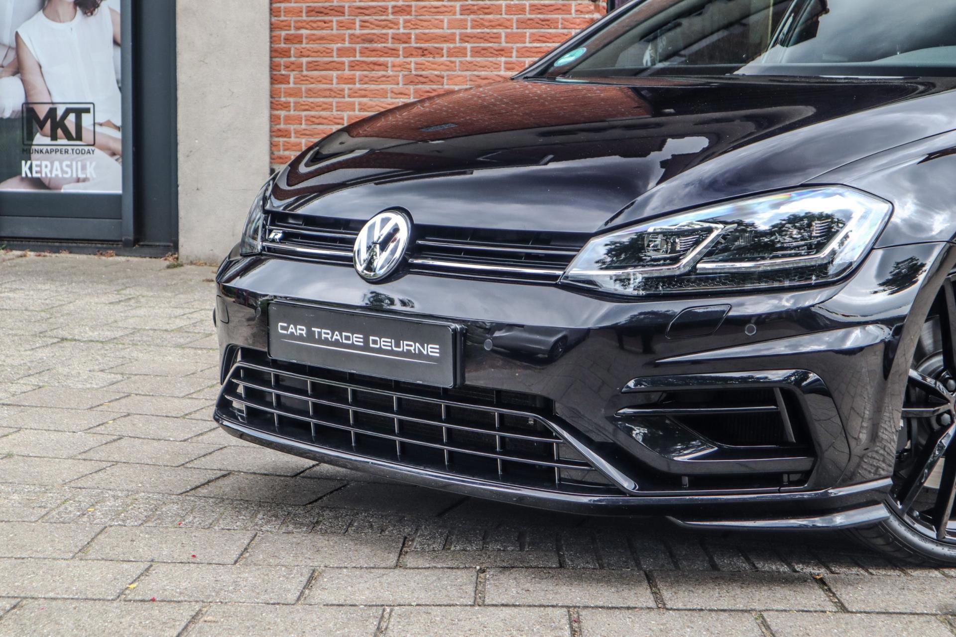 Volkswagen Golf 2.0 TSI 4Motion R (2018), foto 2