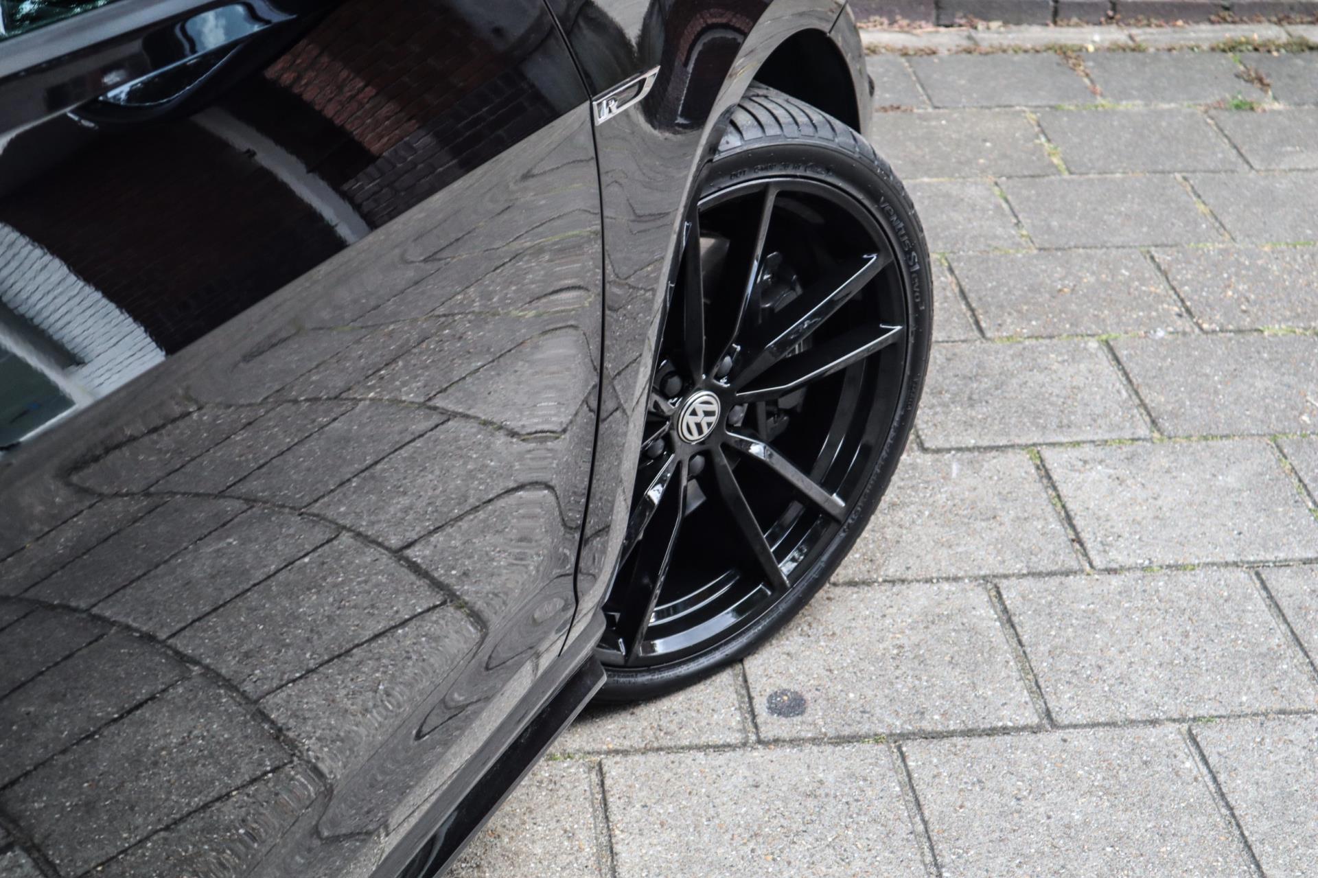 Volkswagen Golf 2.0 TSI 4Motion R (2018), foto 11
