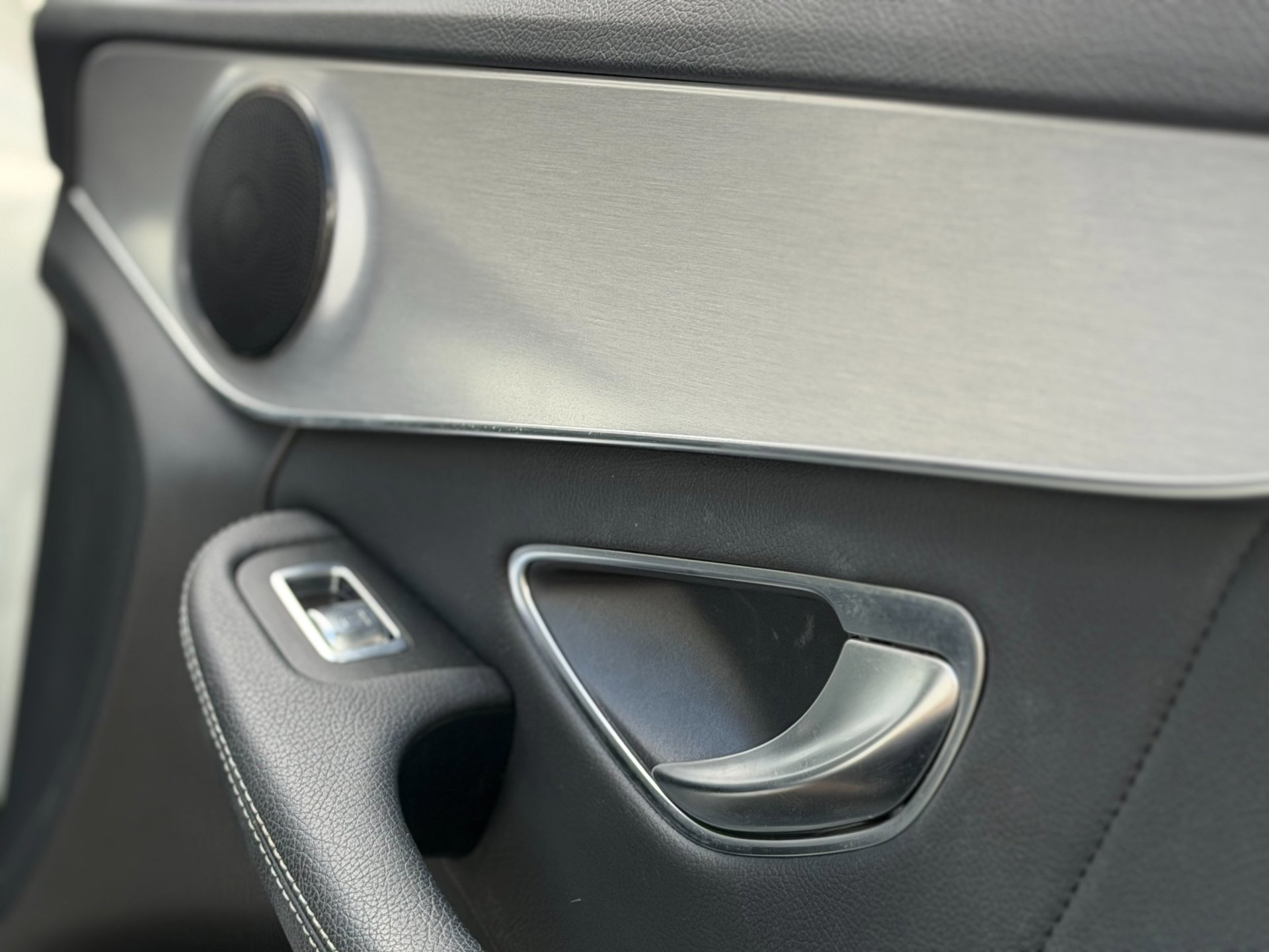Mercedes-Benz C-klasse 200 Business Solution AMG (2020), foto 19