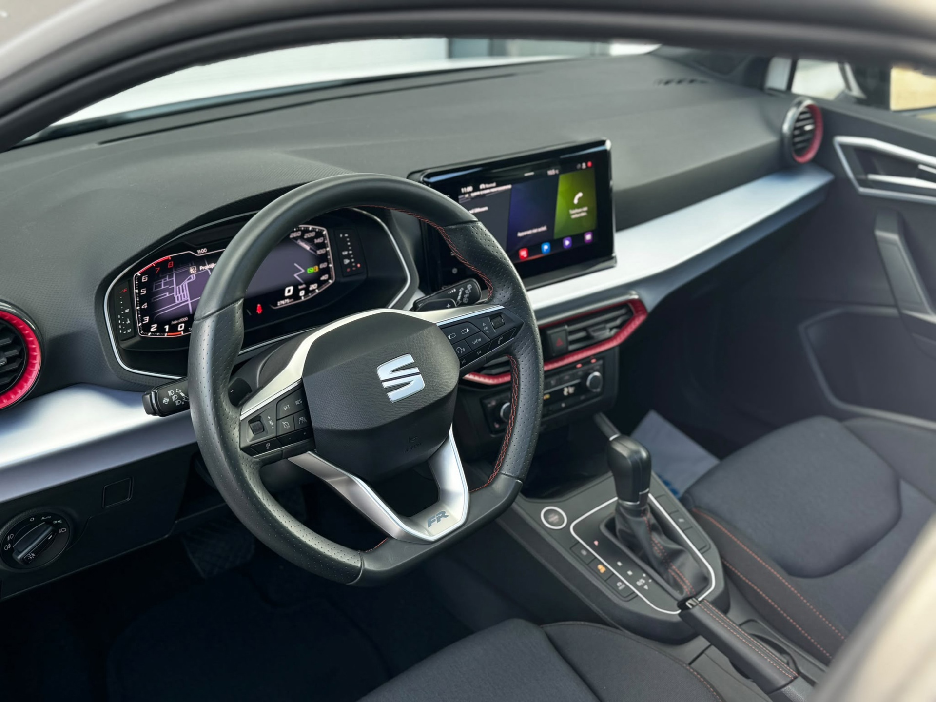 Seat Ibiza 1.0 EcoTSI FR (2023), foto 10