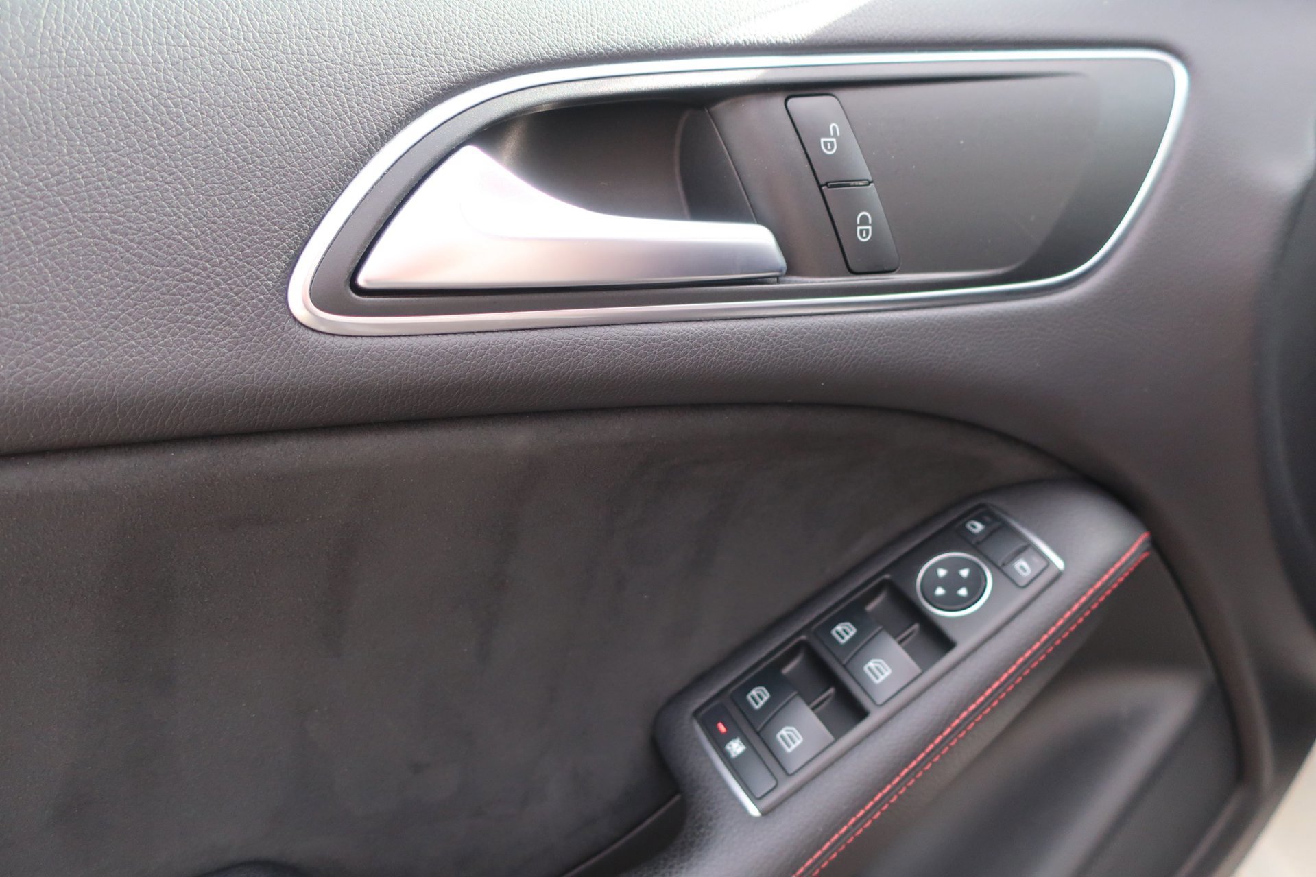 Mercedes-Benz B-klasse 180 Ambition AMG 2e (2016), foto 20