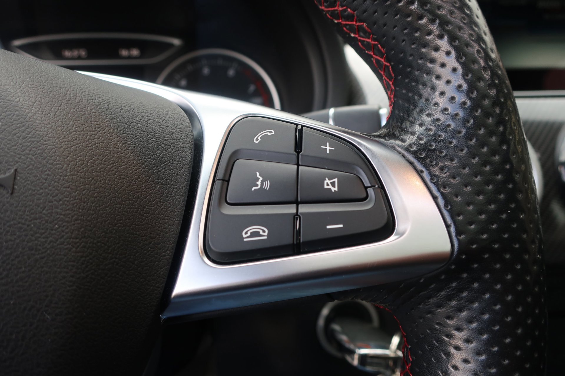 Mercedes-Benz B-klasse 180 Ambition AMG 2e (2016), foto 22