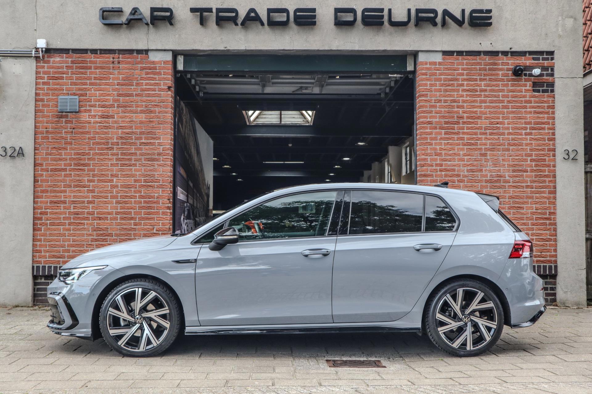 Volkswagen Golf 8 1.5 eTSI R-Line Business CAMERA (2021), foto 6