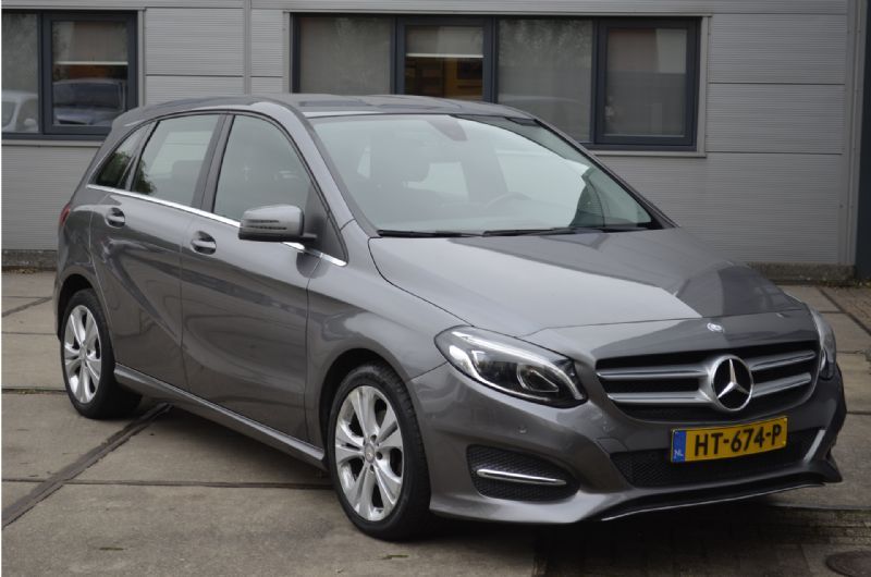 Mercedes-Benz B-klasse 180 Ambition (2016), foto 3