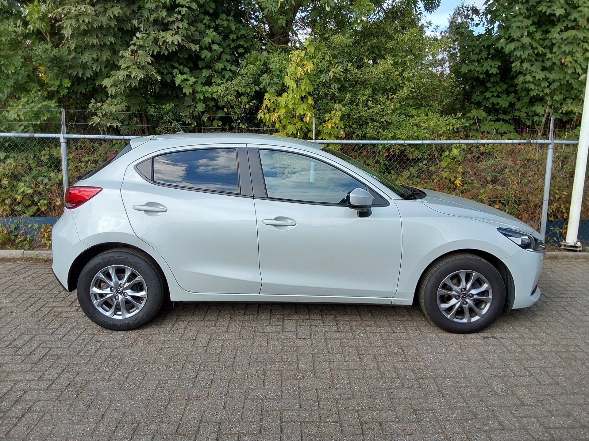 Mazda 2 1.5 Skyactiv-G Comfort (2022), foto 4