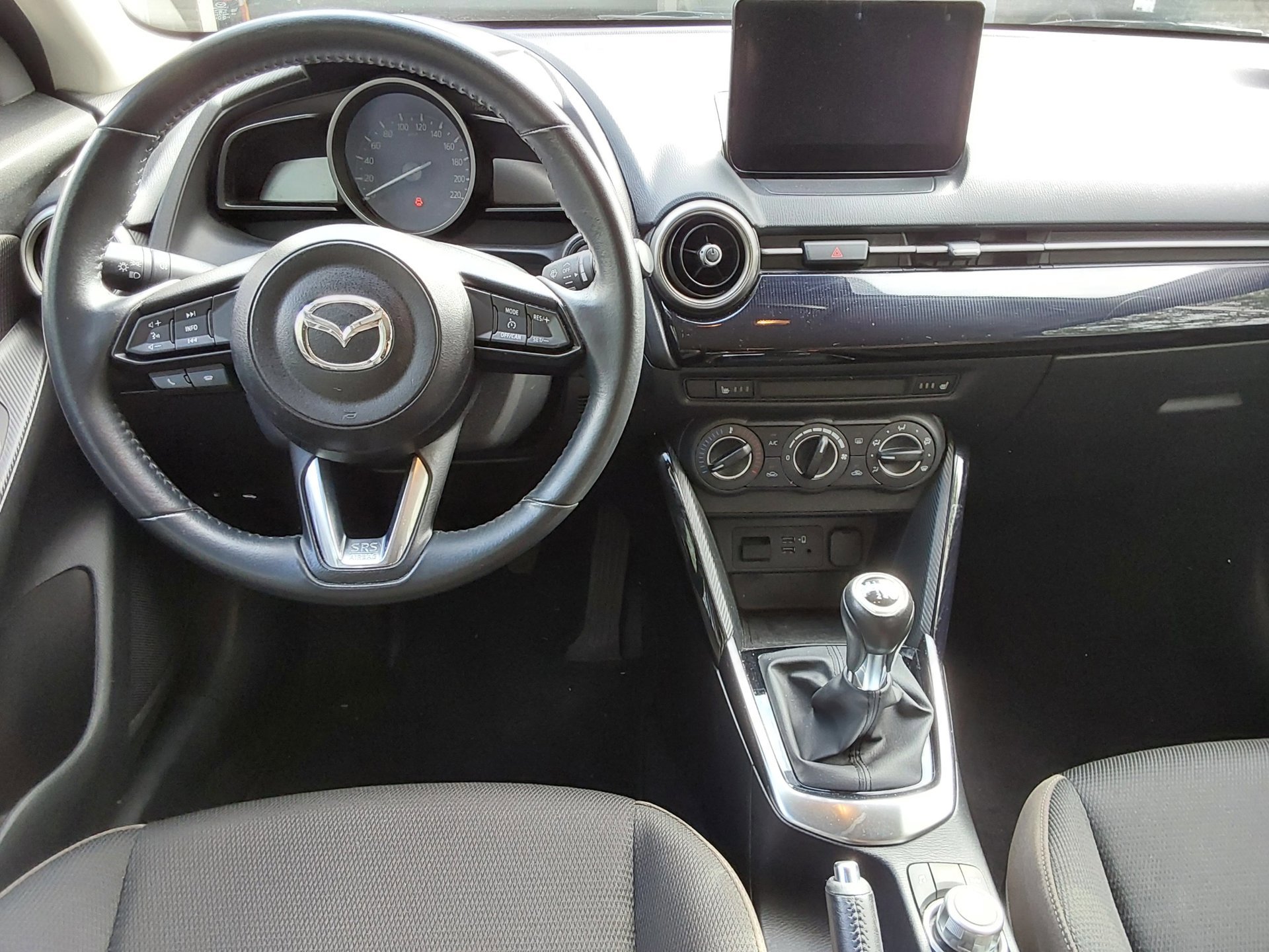 Mazda 2 1.5 Skyactiv-G Comfort (2022), foto 8