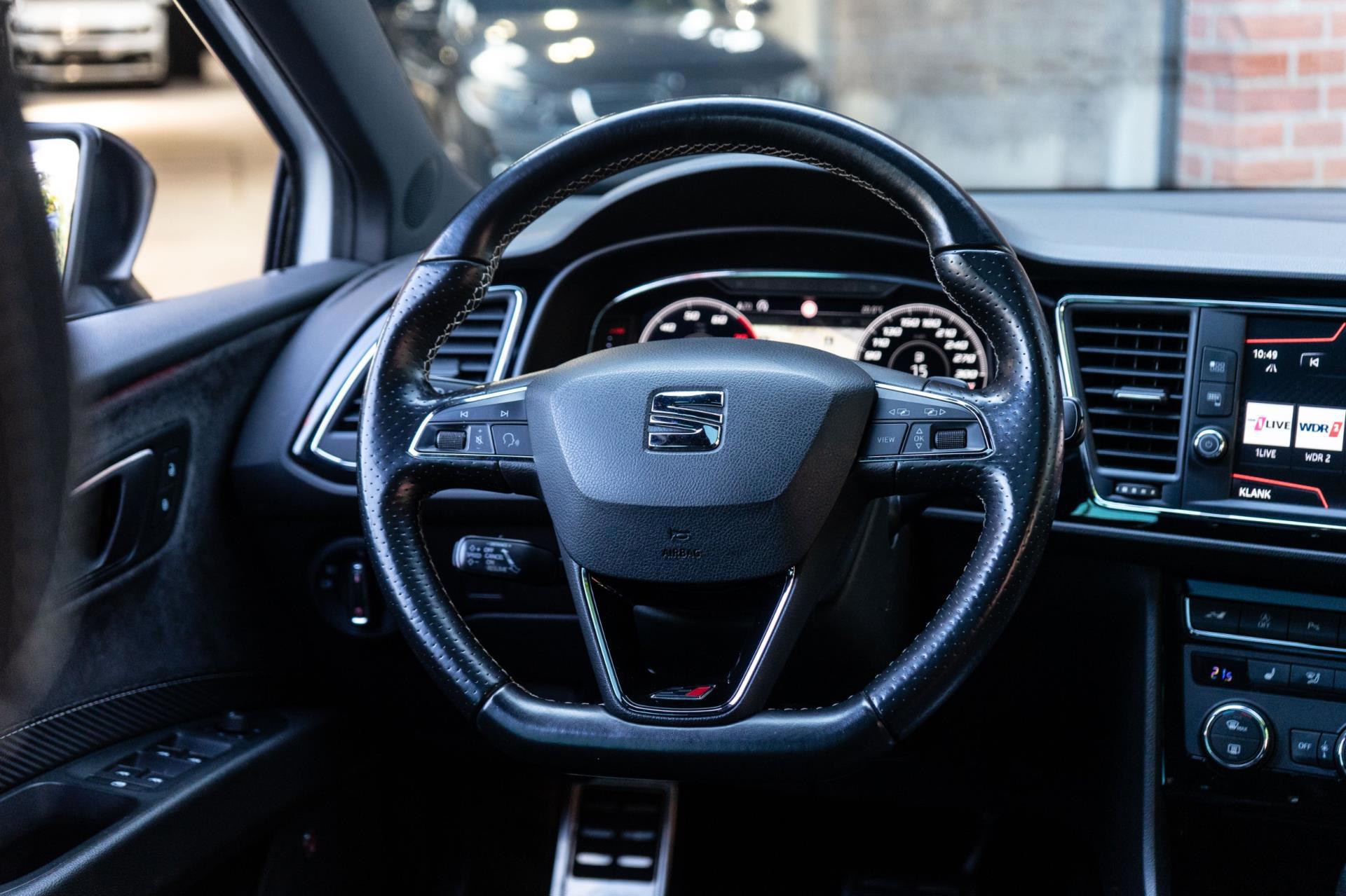 Seat Leon Cupra 2.0 TSI 300 (2018), foto 15
