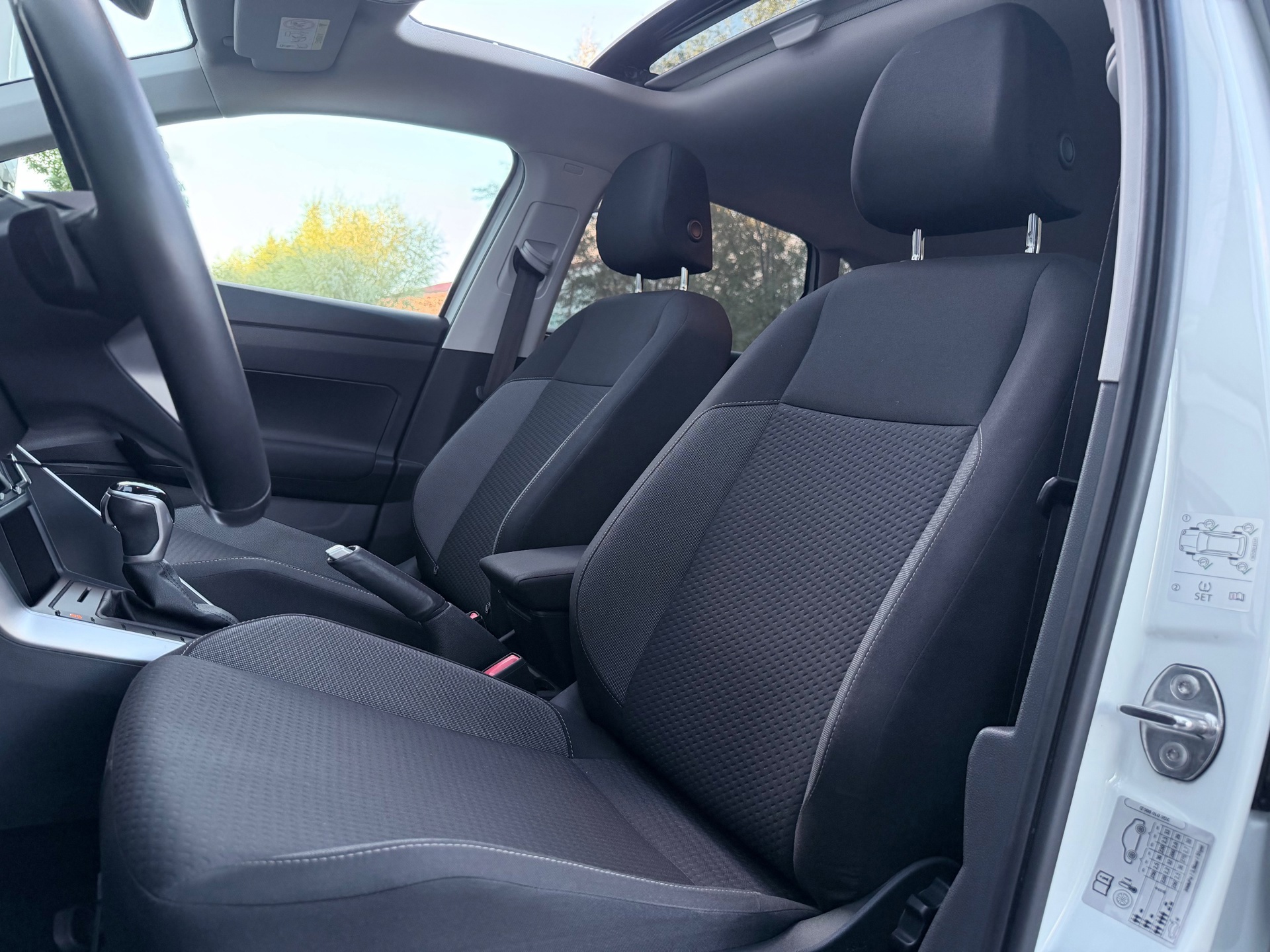 Volkswagen Polo 1.0 TSI Life (2022), foto 10