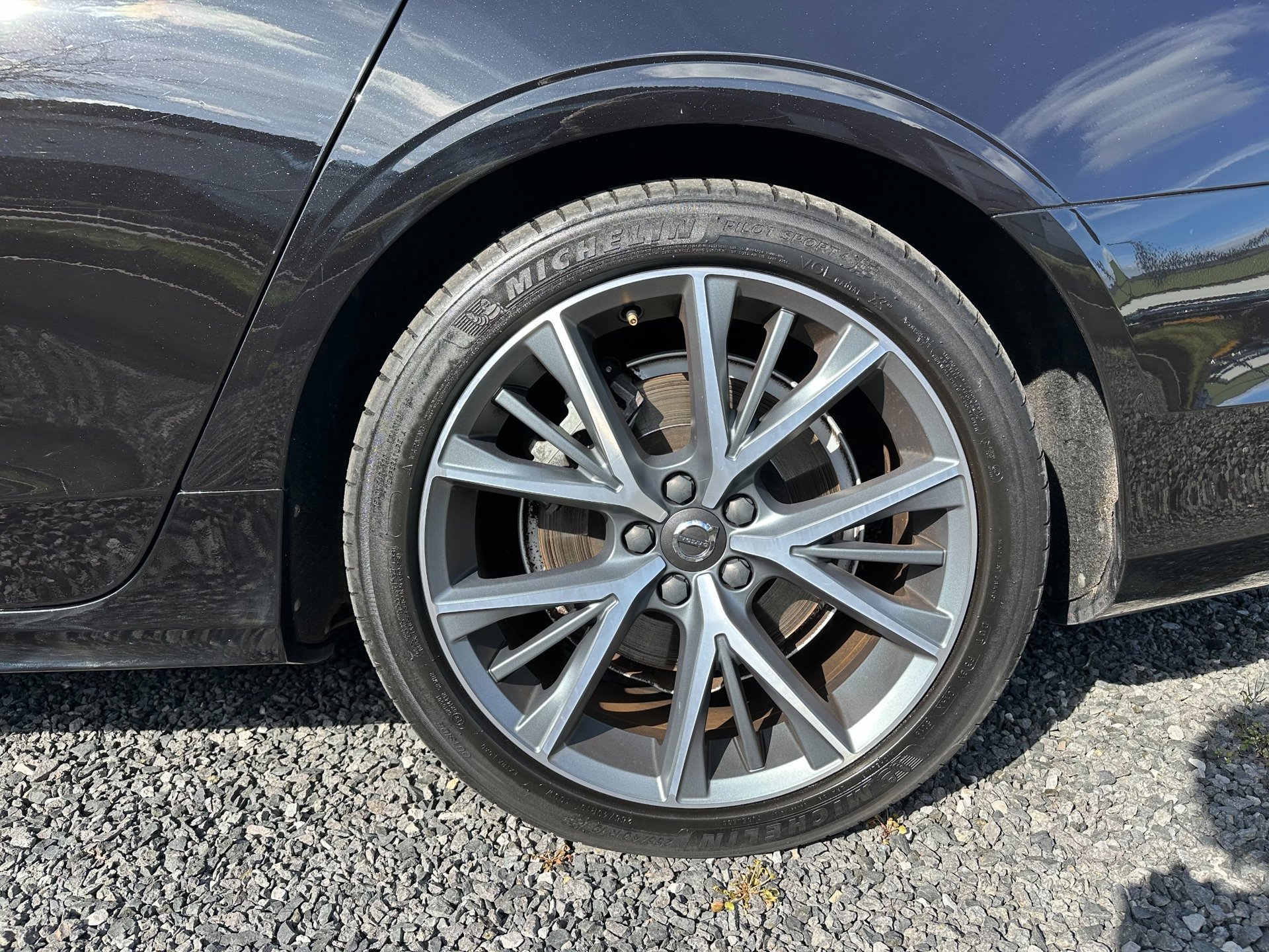 Volvo V90 2.0 T8 AWD R-design (2018), foto 15
