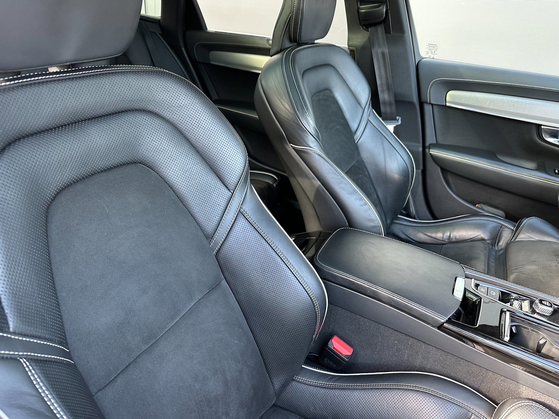 Volvo V90 2.0 T8 AWD R-design (2018), foto 17