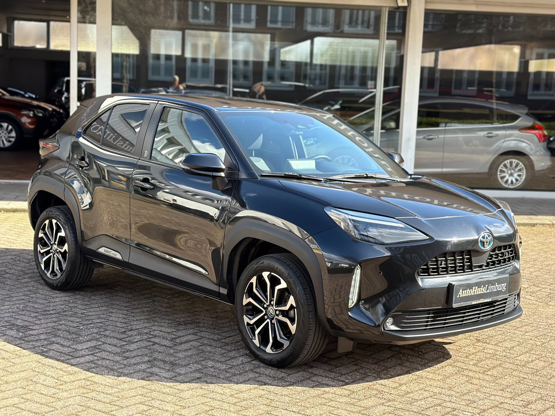 Toyota Yaris Cross 1.5 Hybrid Dynamic (2023), foto 2