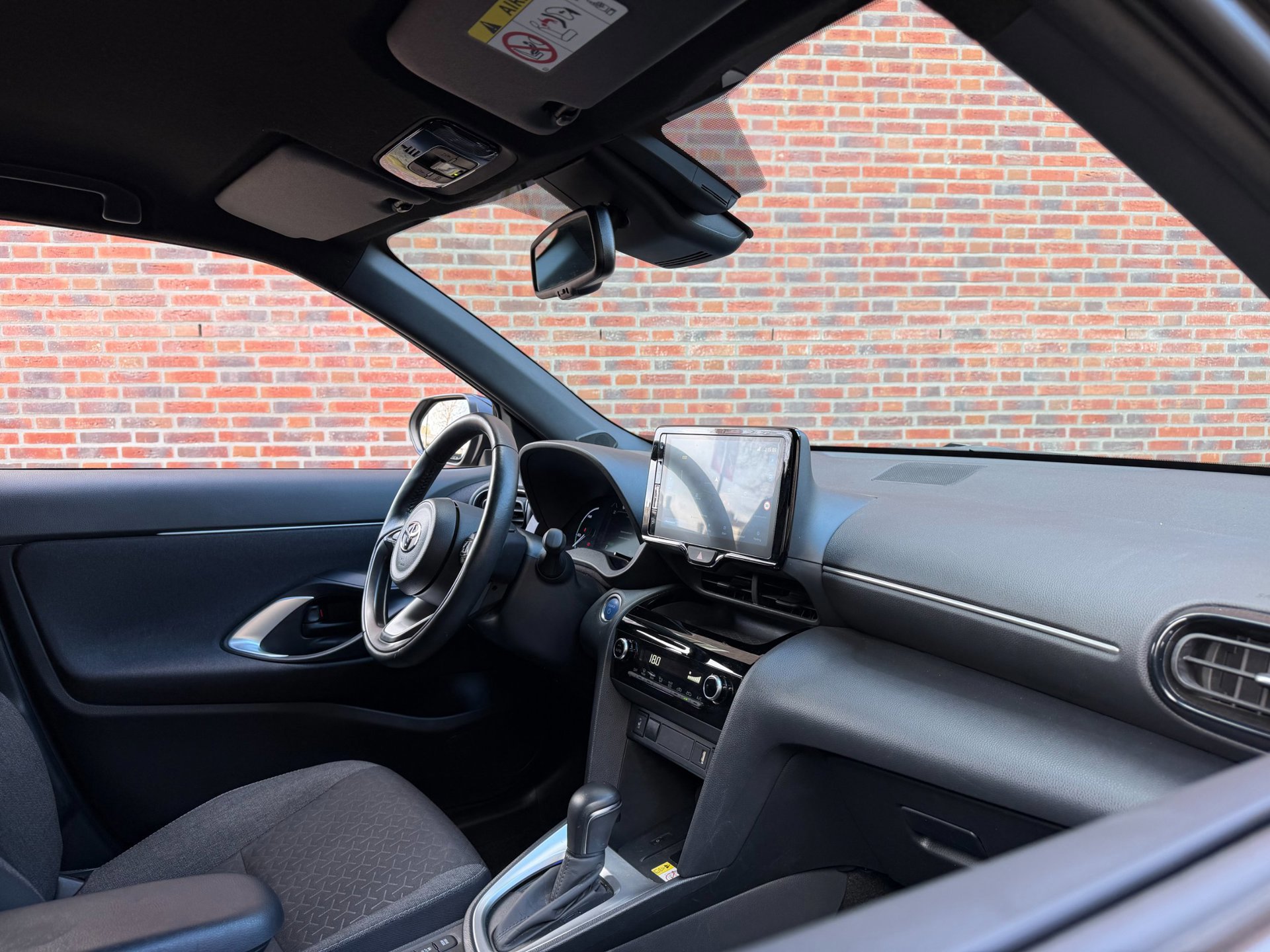 Toyota Yaris Cross 1.5 Hybrid Dynamic (2023), foto 15