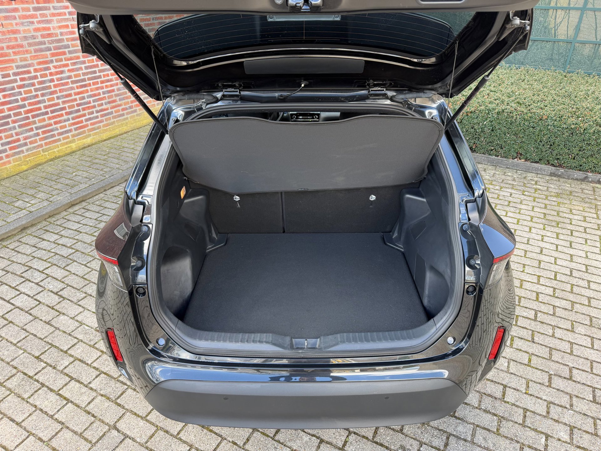 Toyota Yaris Cross 1.5 Hybrid Dynamic (2023), foto 16