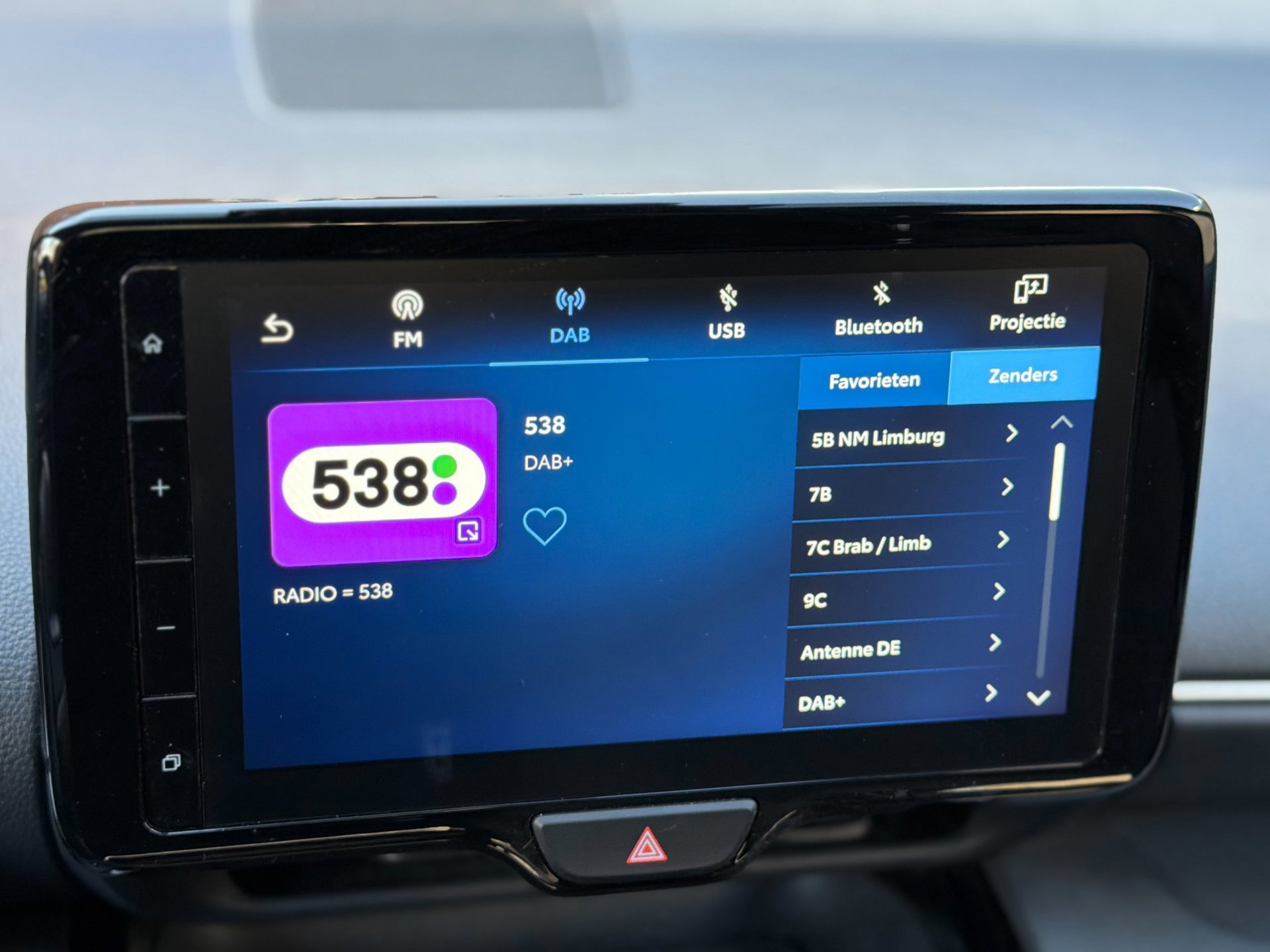Toyota Yaris Cross 1.5 Hybrid Dynamic (2023), foto 30