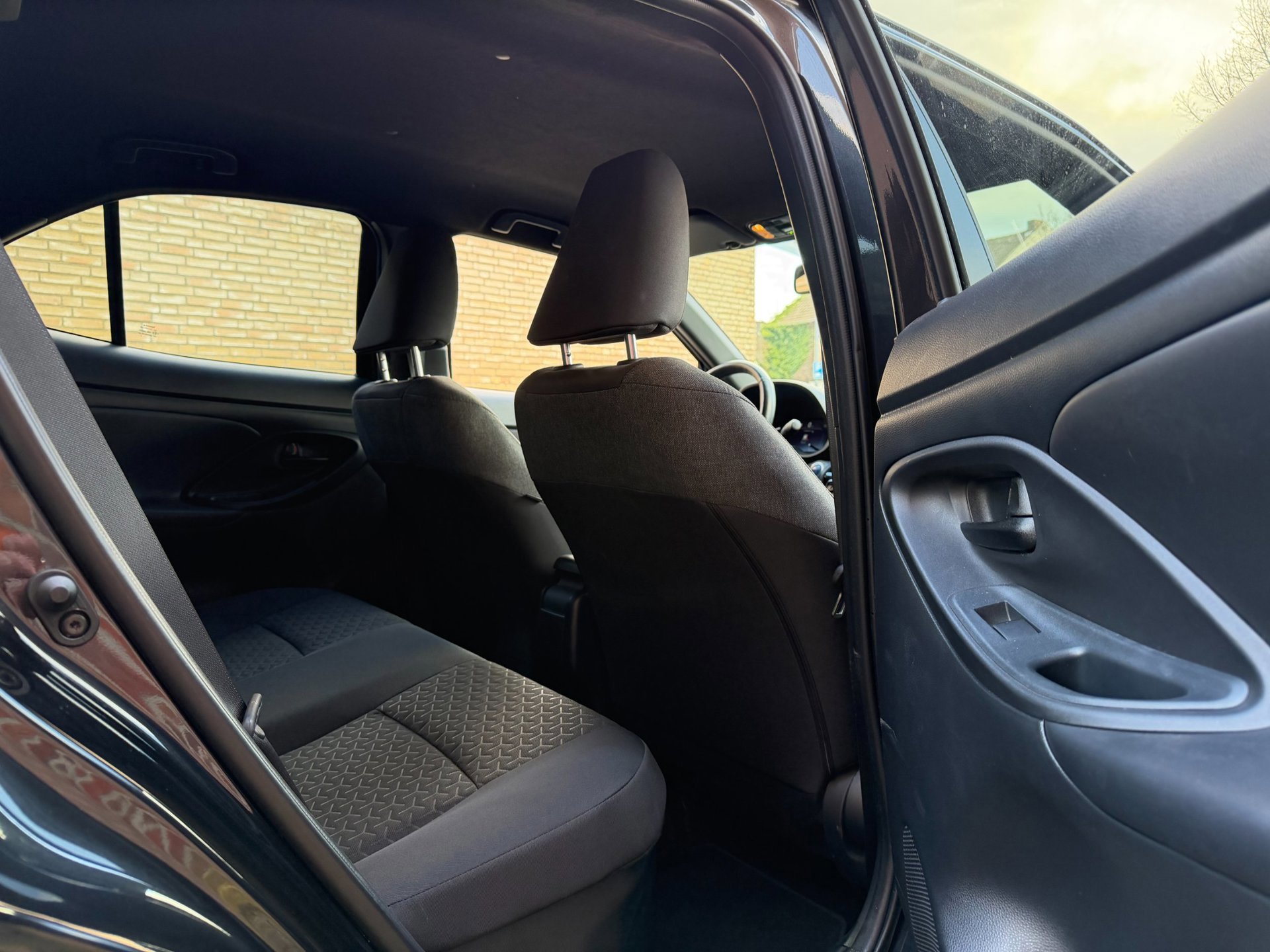Toyota Yaris Cross 1.5 Hybrid Dynamic (2023), foto 35