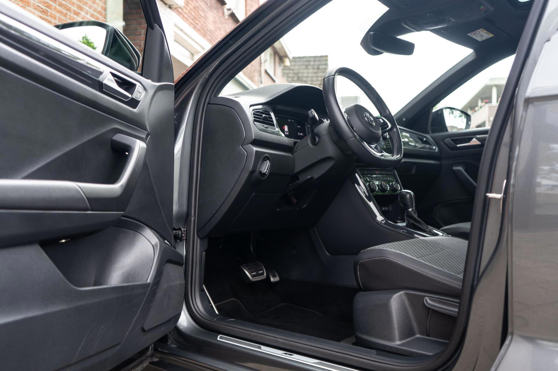 Volkswagen T-Roc 2.0 TSI 4Motion Sport Business R (2019), foto 14