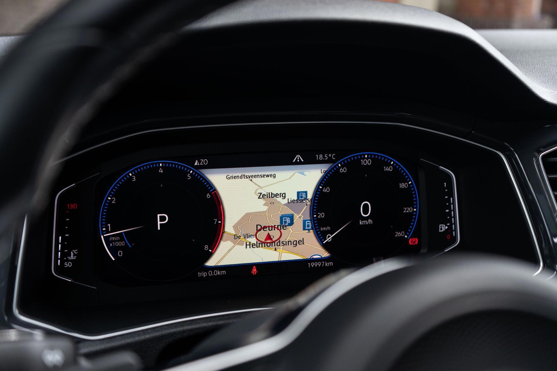 Volkswagen T-Roc 2.0 TSI 4Motion Sport Business R (2019), foto 21