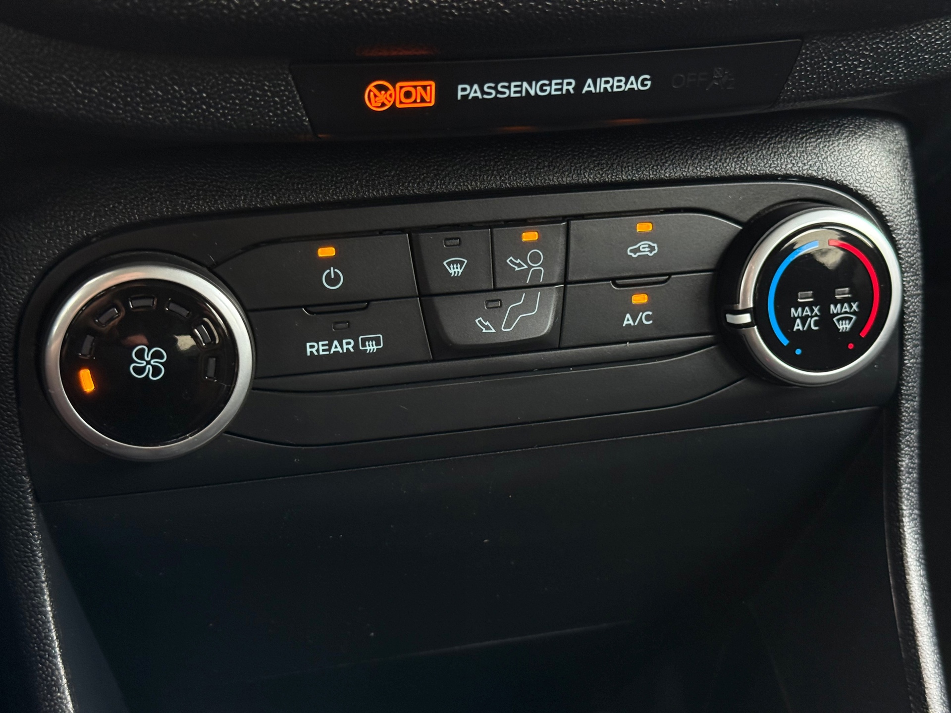 Ford Fiesta 1.0 EcoBoost Connected (2021), foto 13