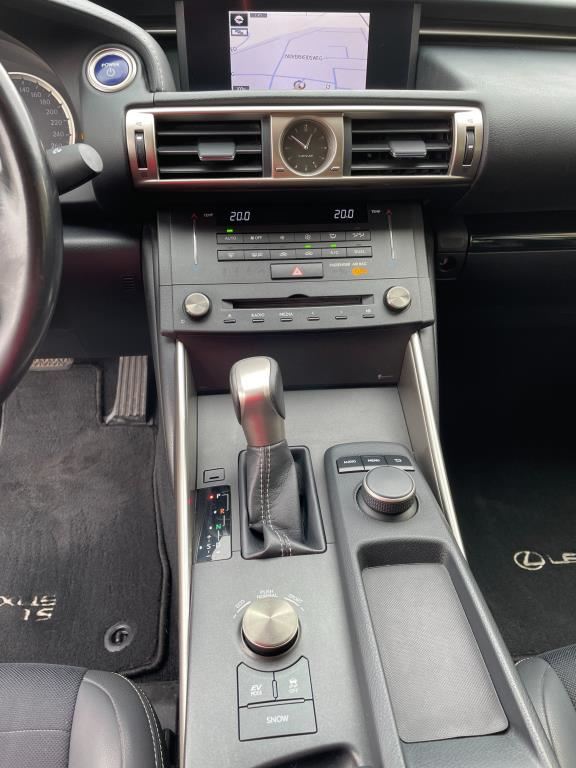 Lexus IS 300h Business Line Pro (2017), foto 9