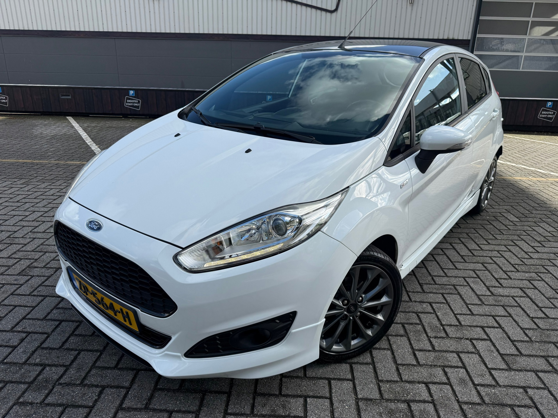Ford Fiesta 1.0 EcoBoost Titanium (2017), foto 20