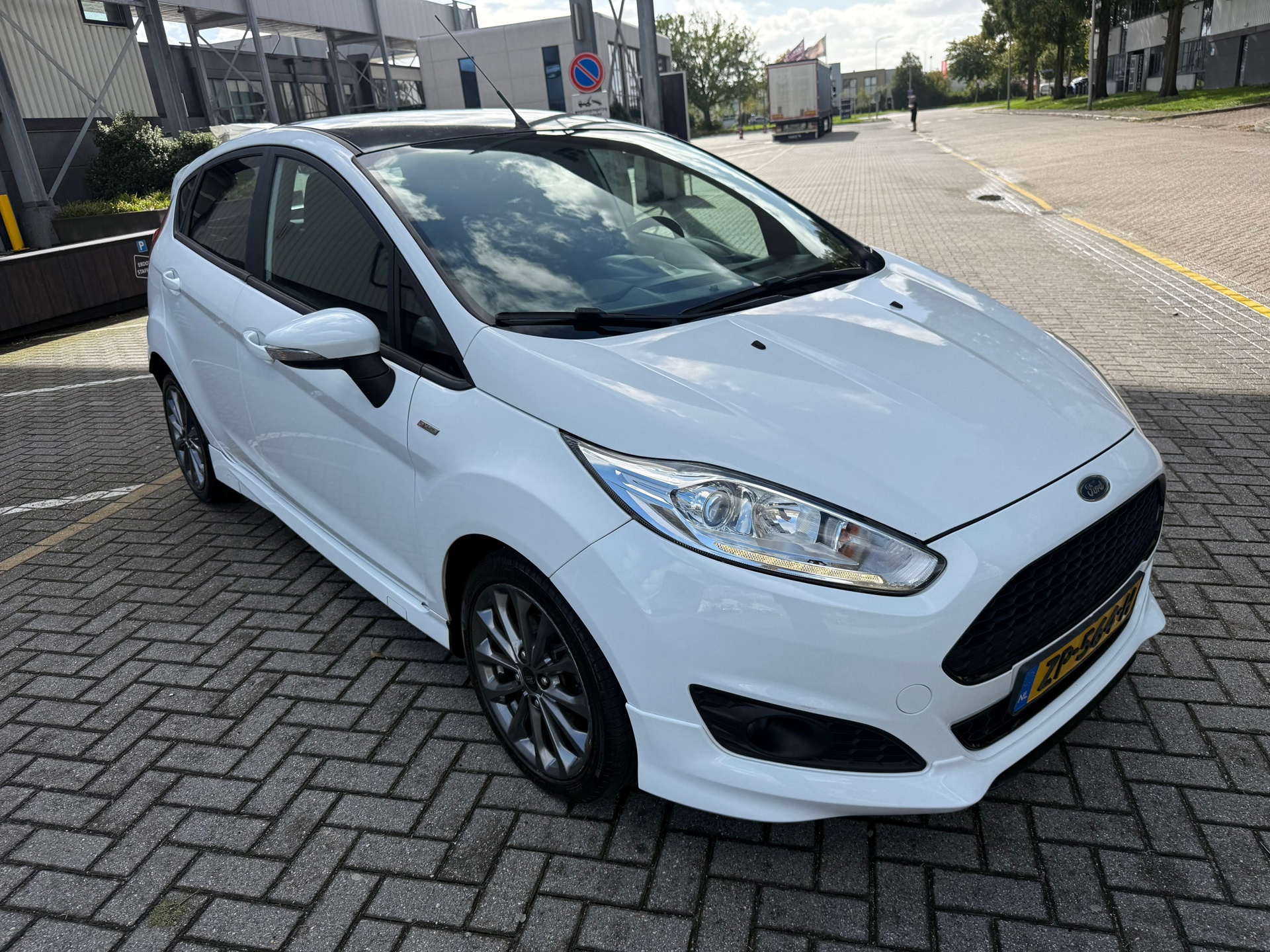 Ford Fiesta 1.0 EcoBoost Titanium (2017), foto 3