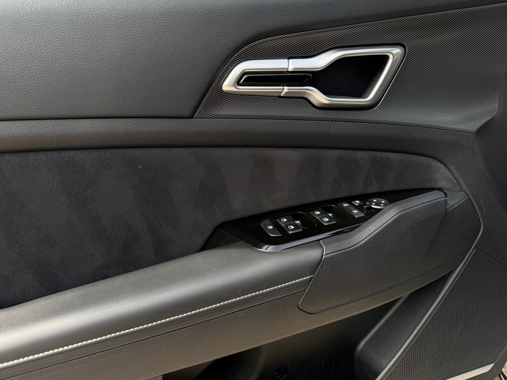 Kia Sportage 1.6 T-GDi Hybrid GT-PlusLine (2023), foto 14