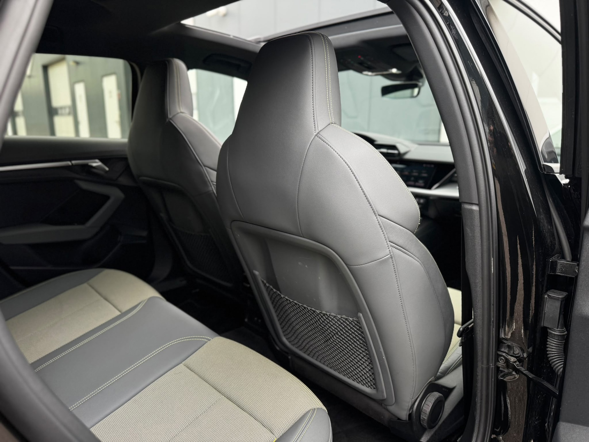 Audi A3 Limousine 35 TFSI S-Line (2022), foto 30